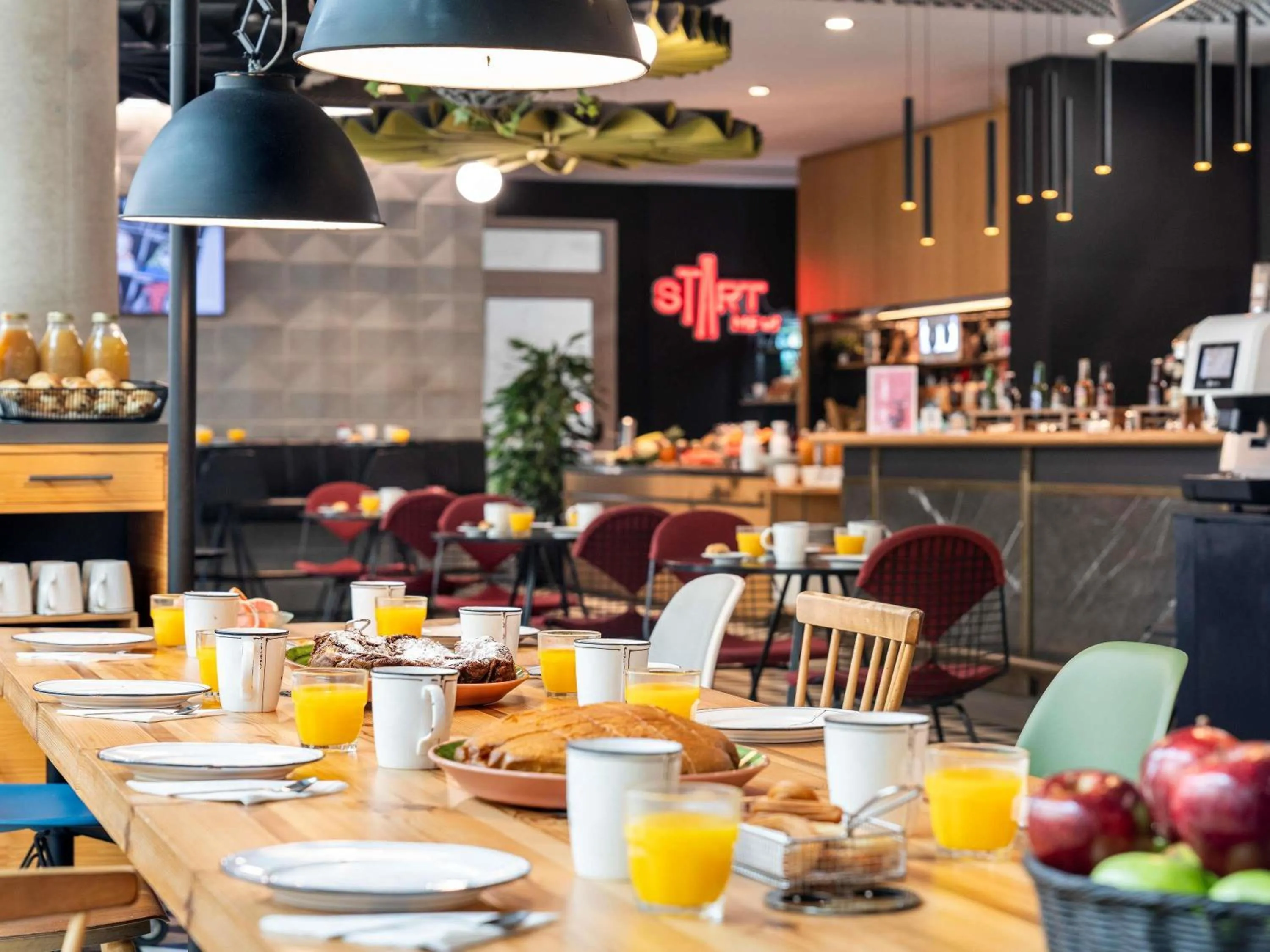 Breakfast in Ibis Barcelona Plaza Glòries 22@