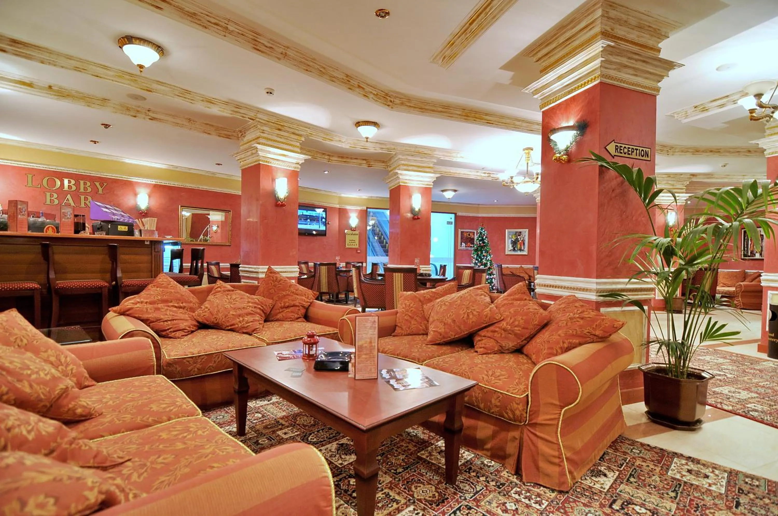 Communal lounge/ TV room in Grand Monastery Private Apartments