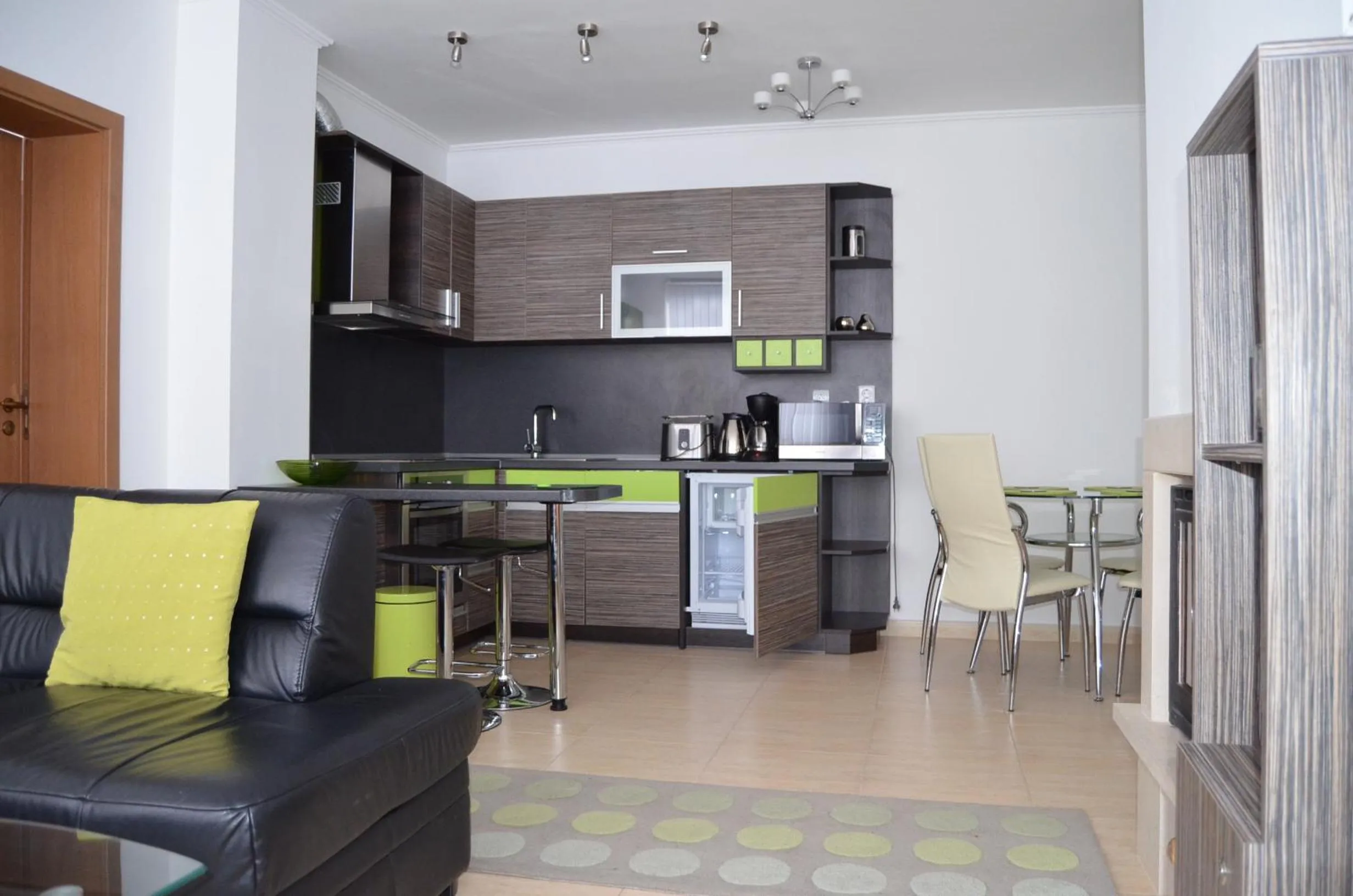 Coffee/tea facilities in Grand Monastery Private Apartments