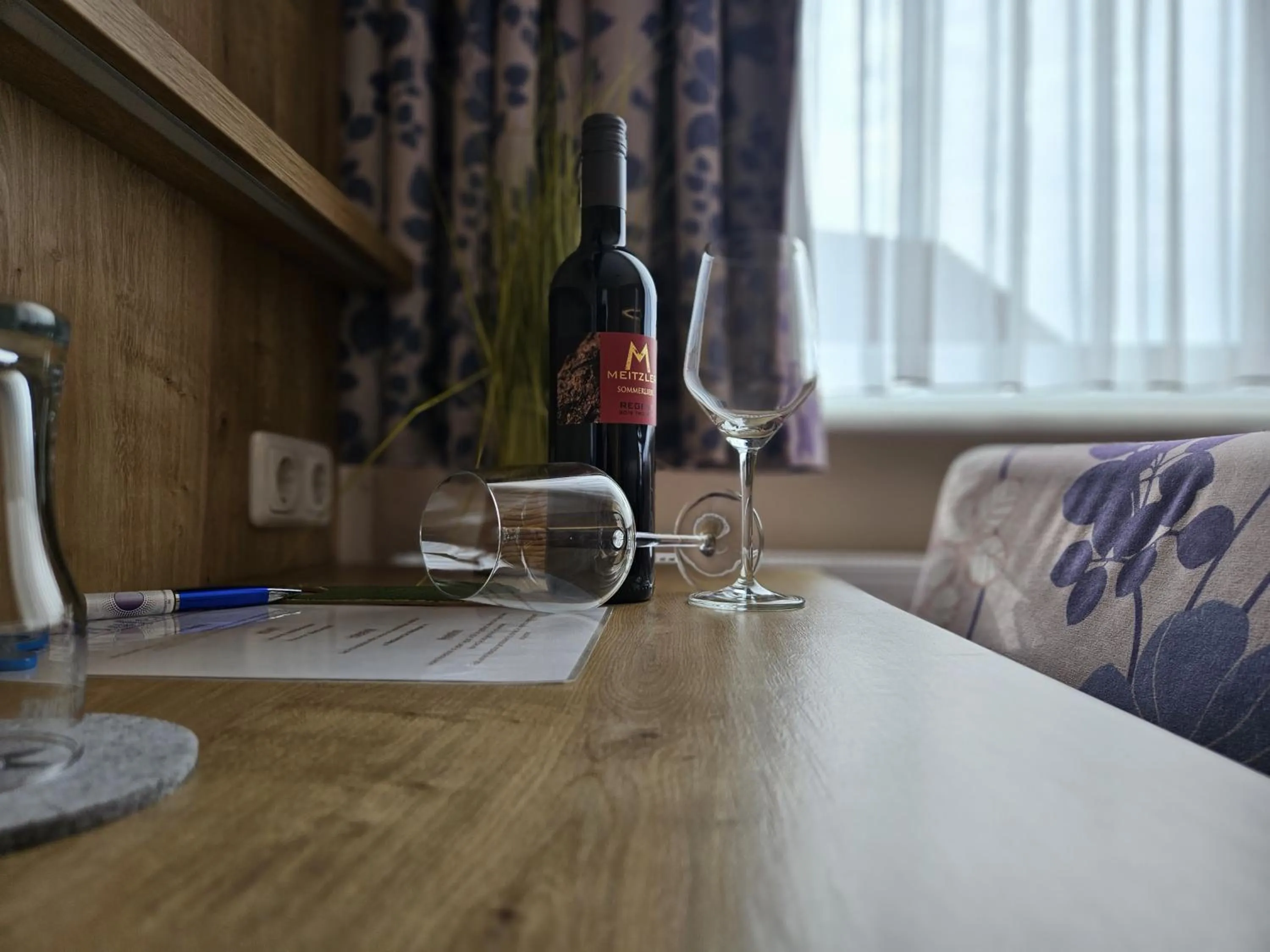 Seating area in Hotel Pension Am Hafen