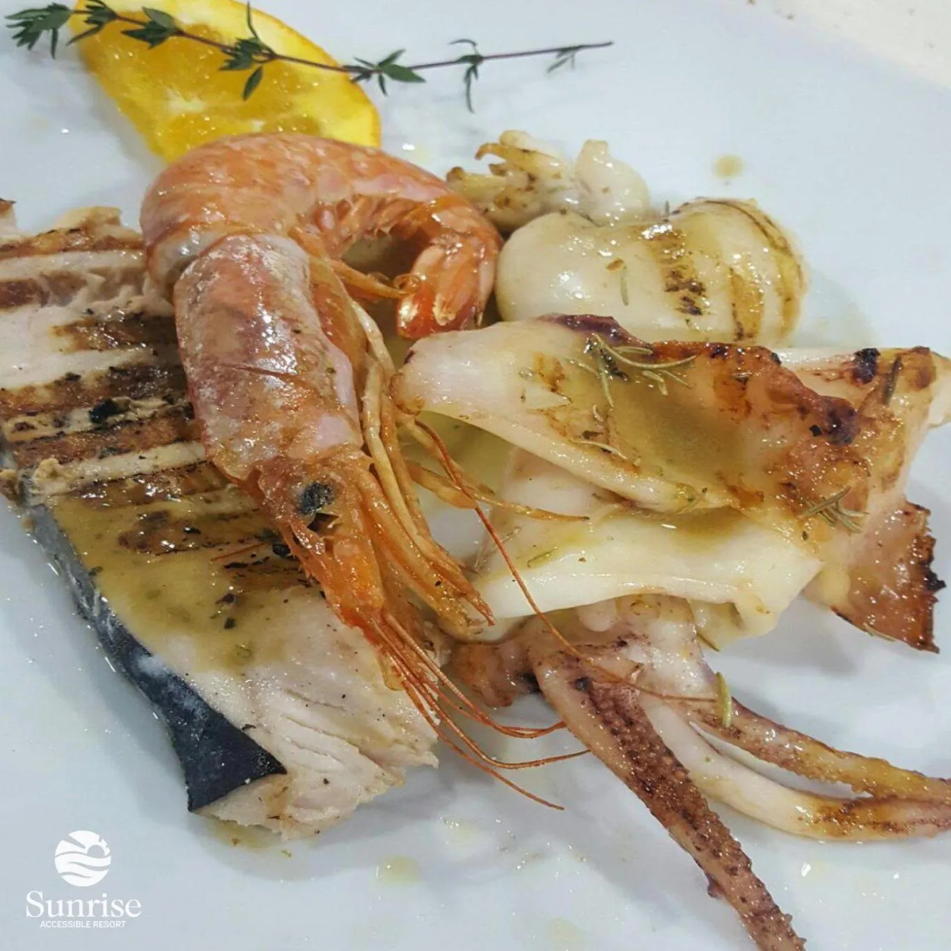 Lunch in Sunrise Accessible Resort