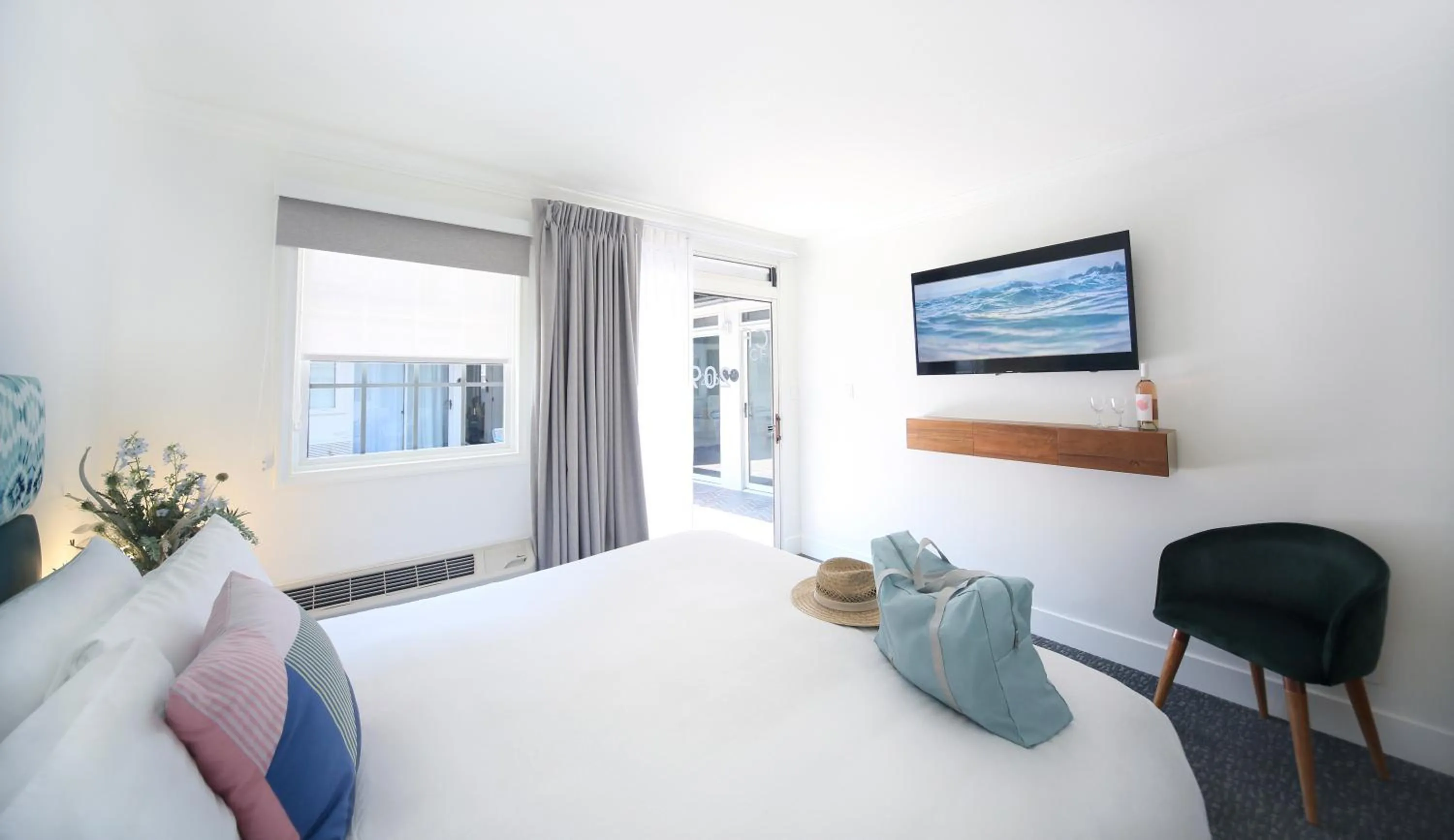 Bed in Bellanca Hotel