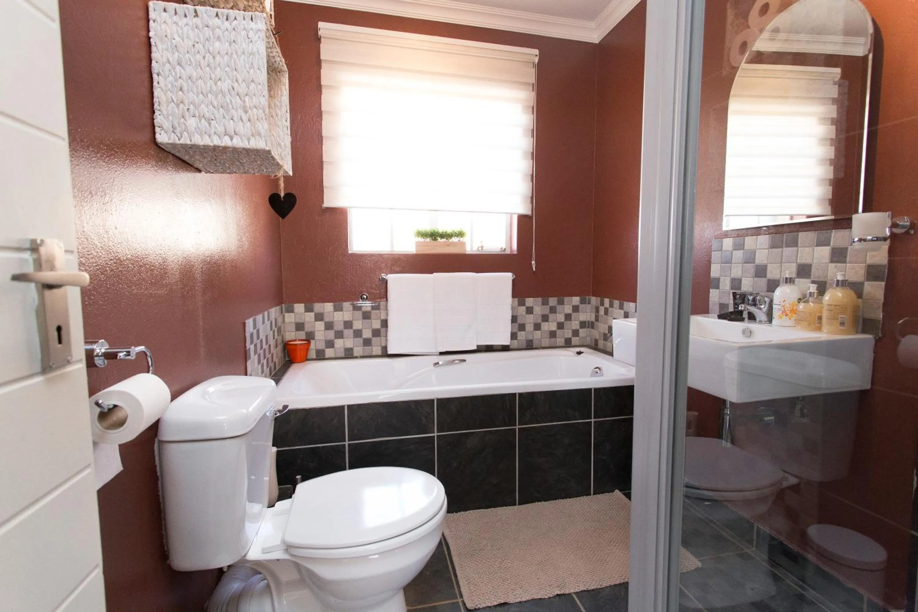 Toilet in 3 Lux Suites