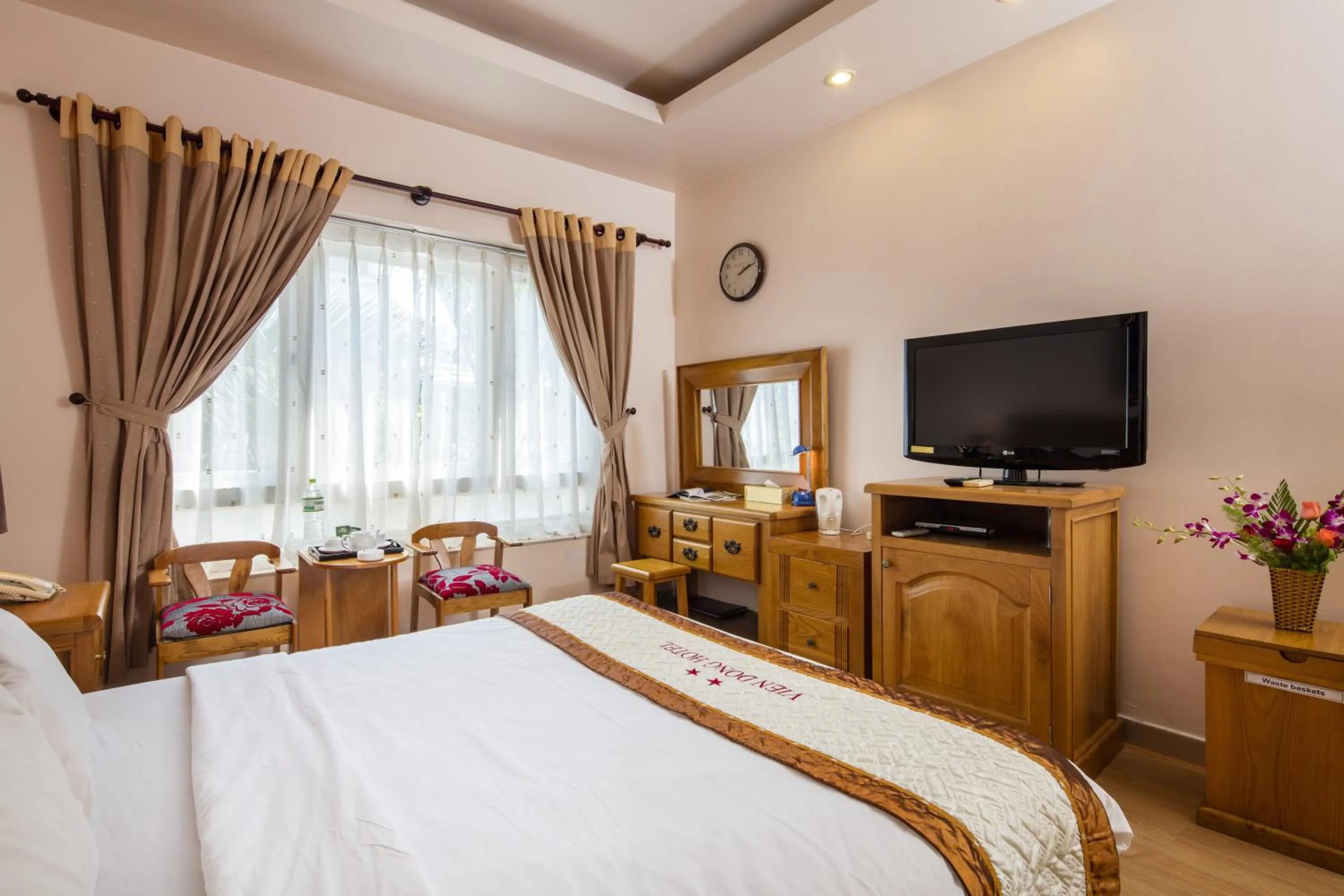 Balcony/Terrace, Bed in Vien Dong District 7 Phu My Hung