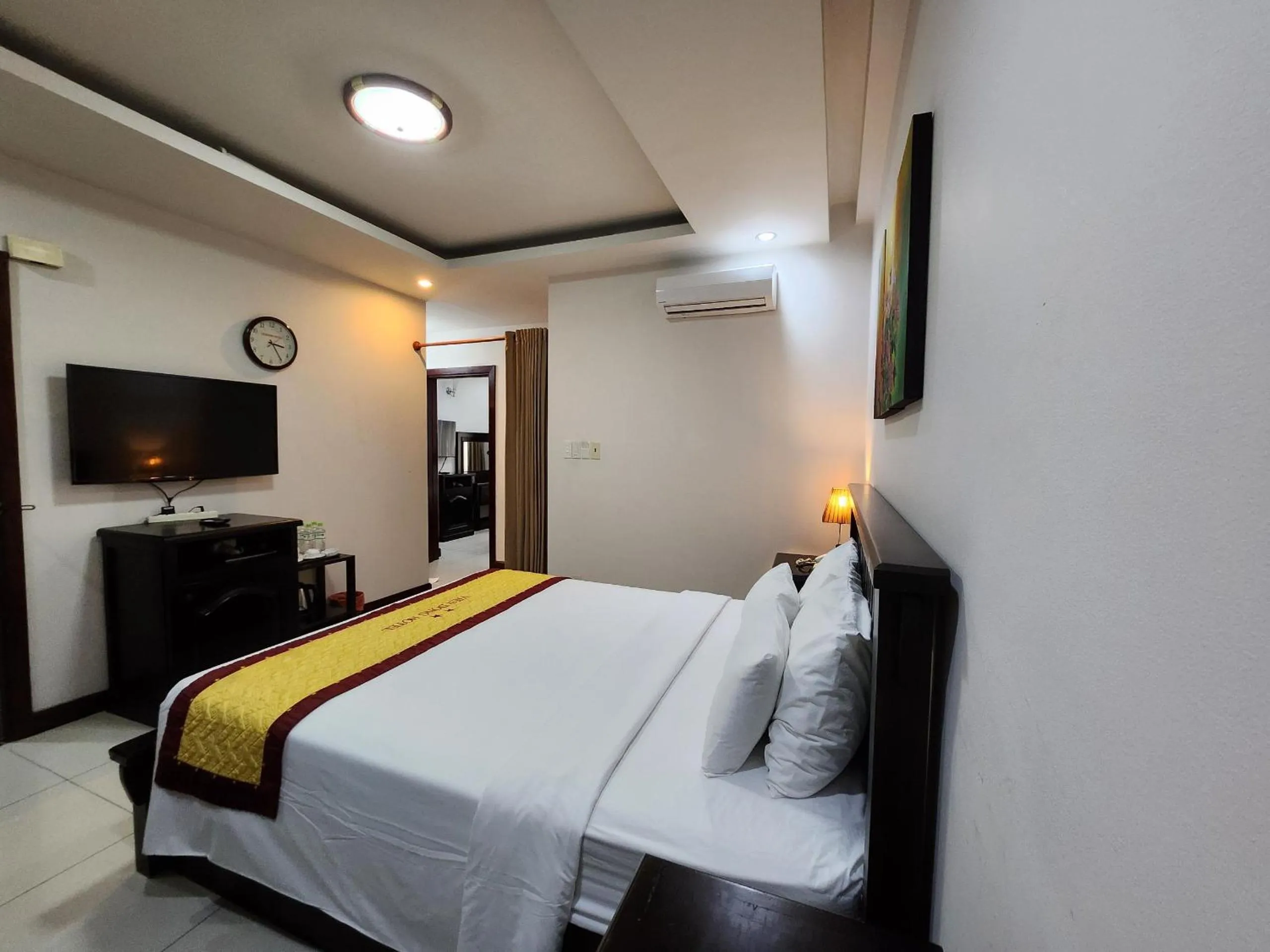 Bed in Vien Dong District 7 Phu My Hung