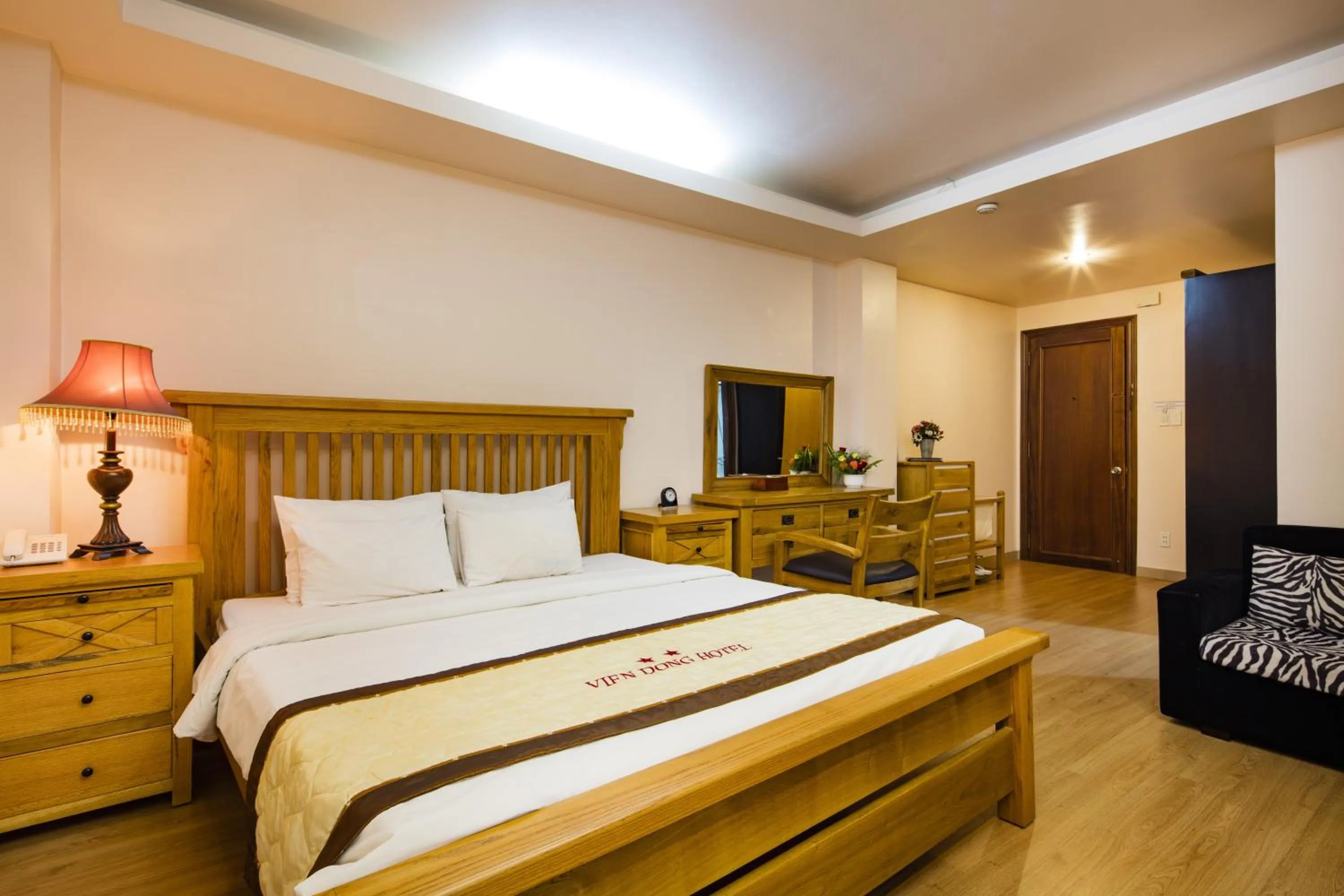 Bedroom, Bed in Vien Dong District 7 Phu My Hung