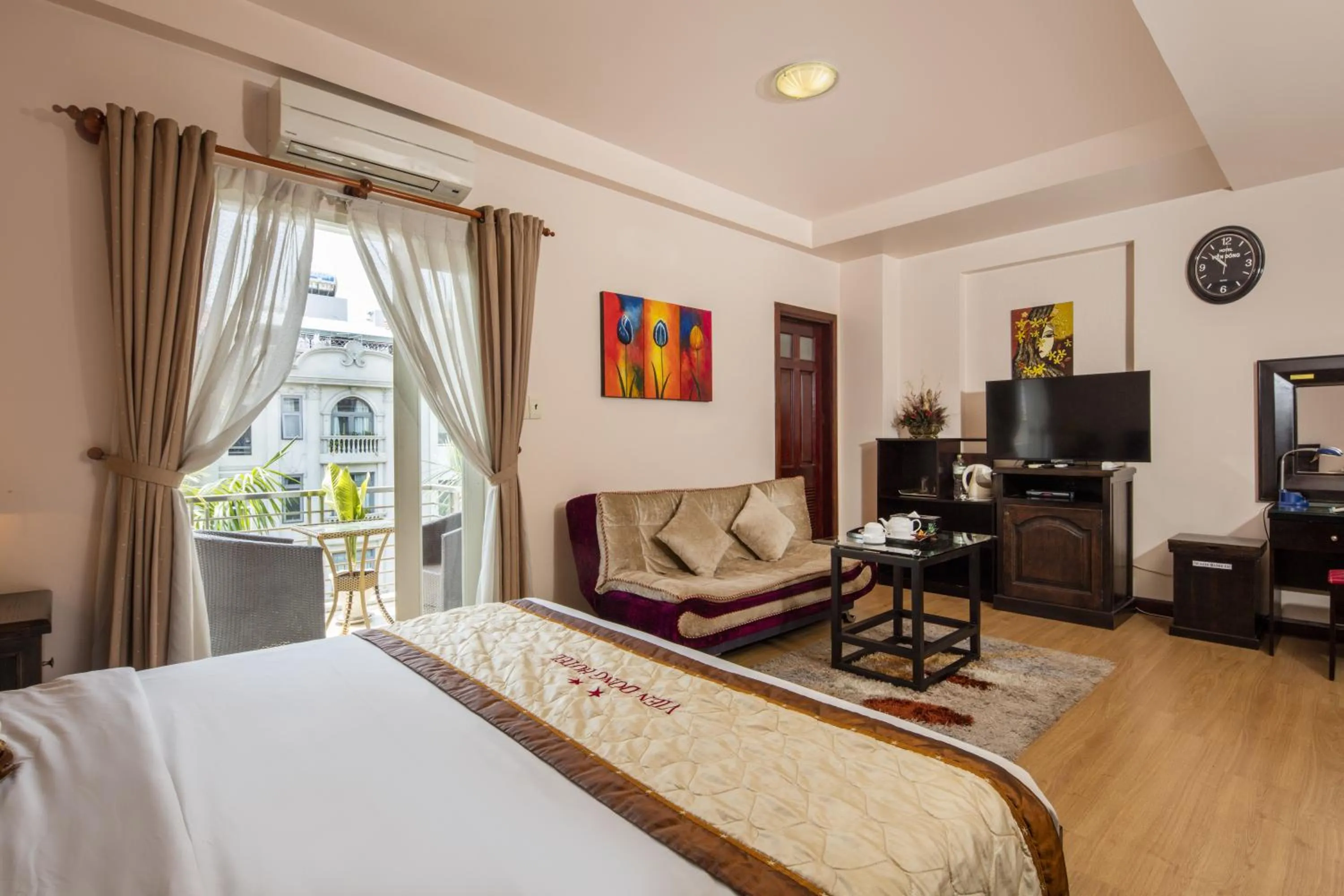 Bedroom, Bed in Vien Dong District 7 Phu My Hung