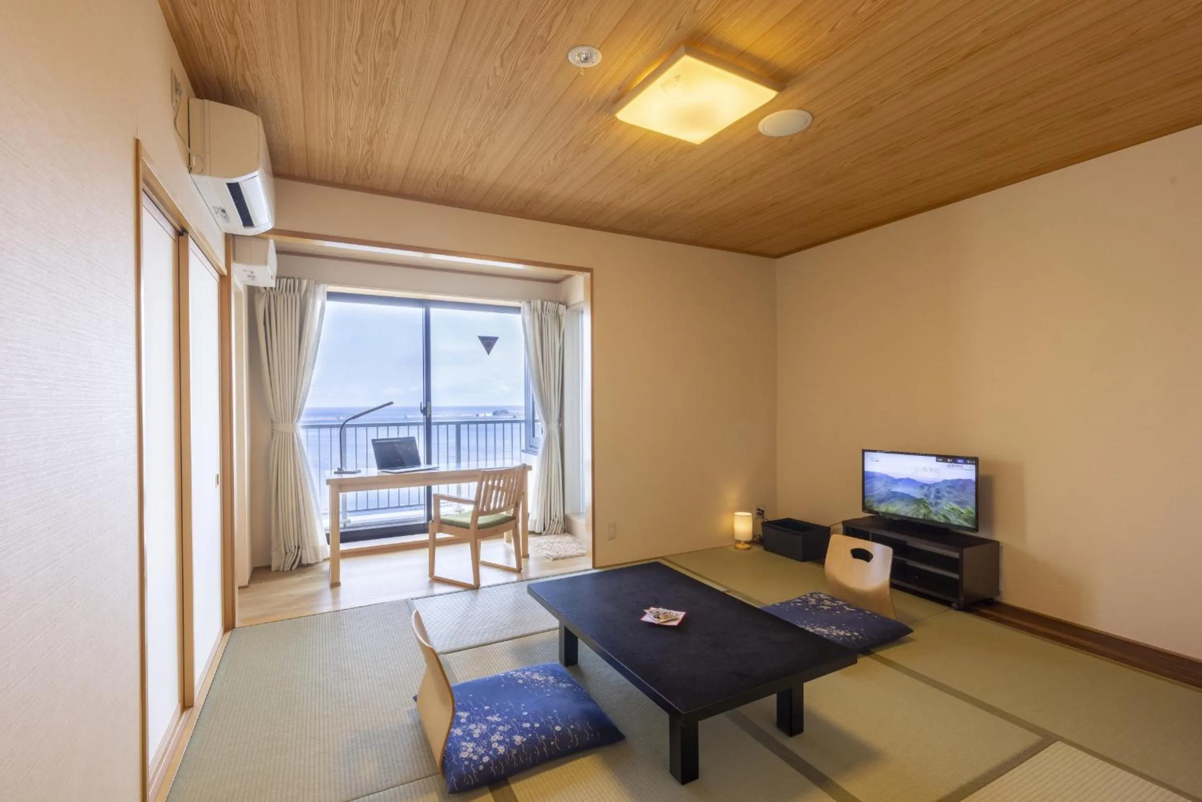 Photo of the whole room in Ofunato Onsen