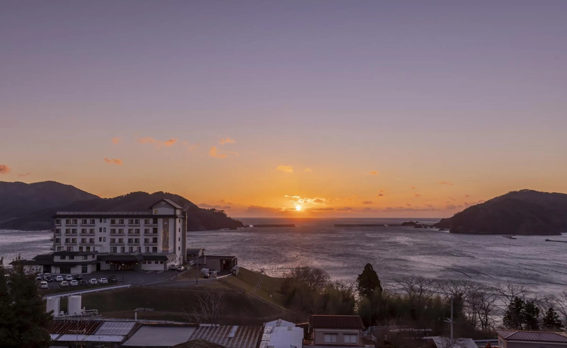 Sunrise in Ofunato Onsen