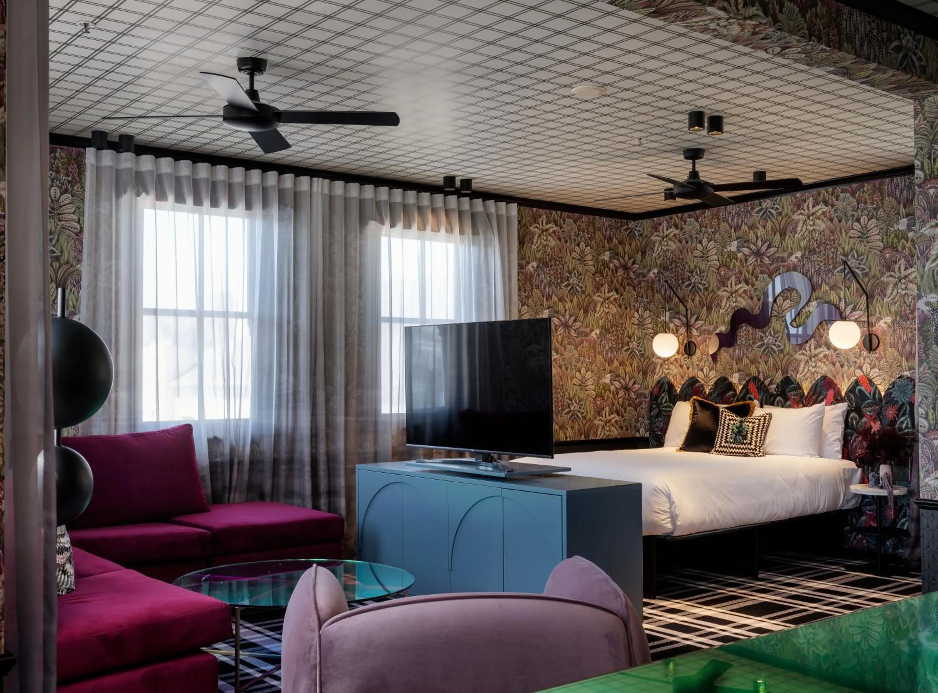 Photo of the whole room, Bed in Naumi Studio Wellington