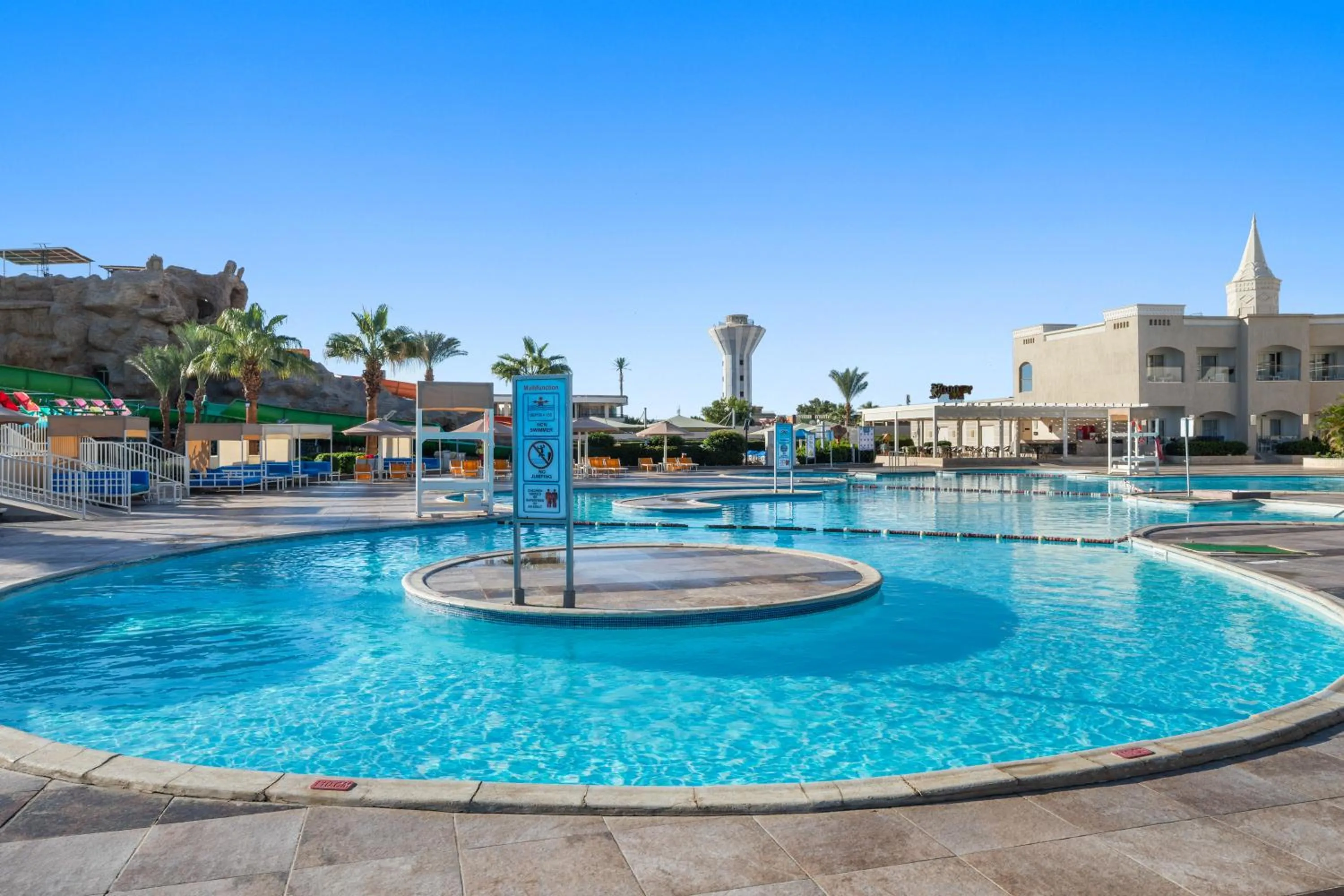 Swimming pool in Pickalbatros Aqua Blu Sharm El Sheikh