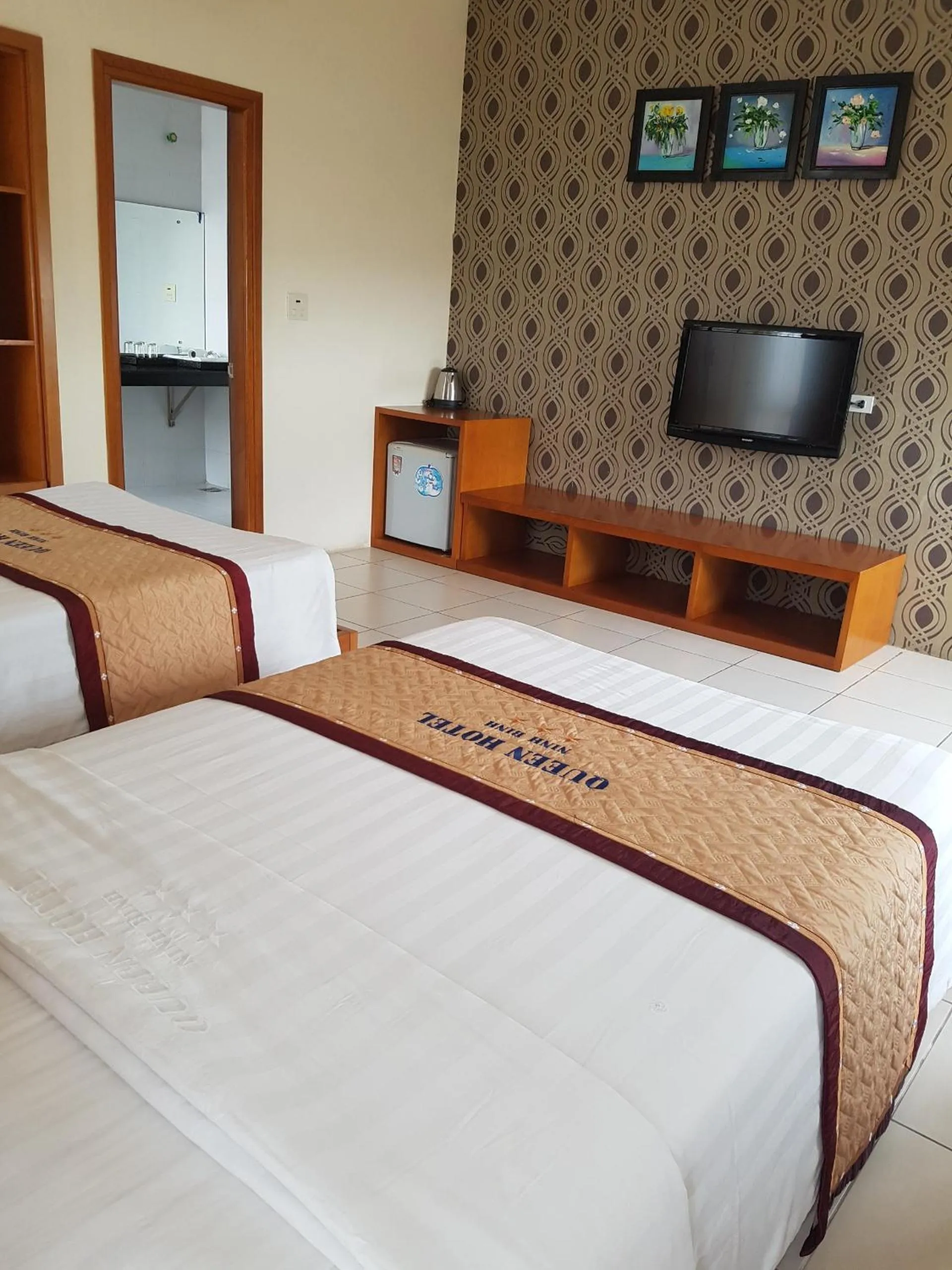 Bed in The Queen Hotel Ninh Binh