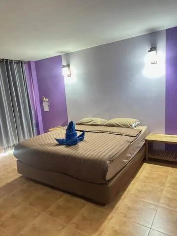 Bed in Lanta Bee Garden Bungalow SHA Extra Plus