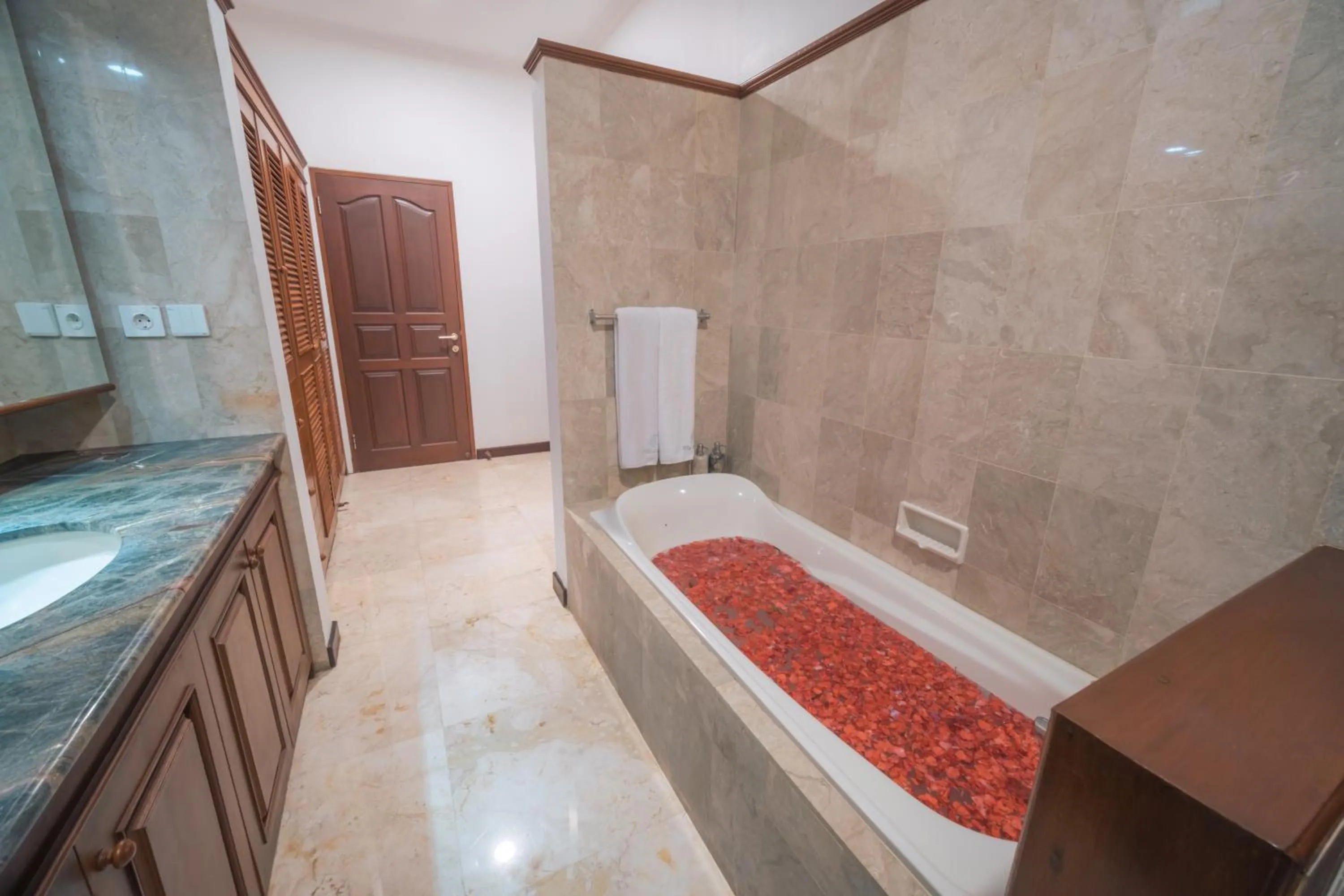 Bali Diamond Estates & Villas