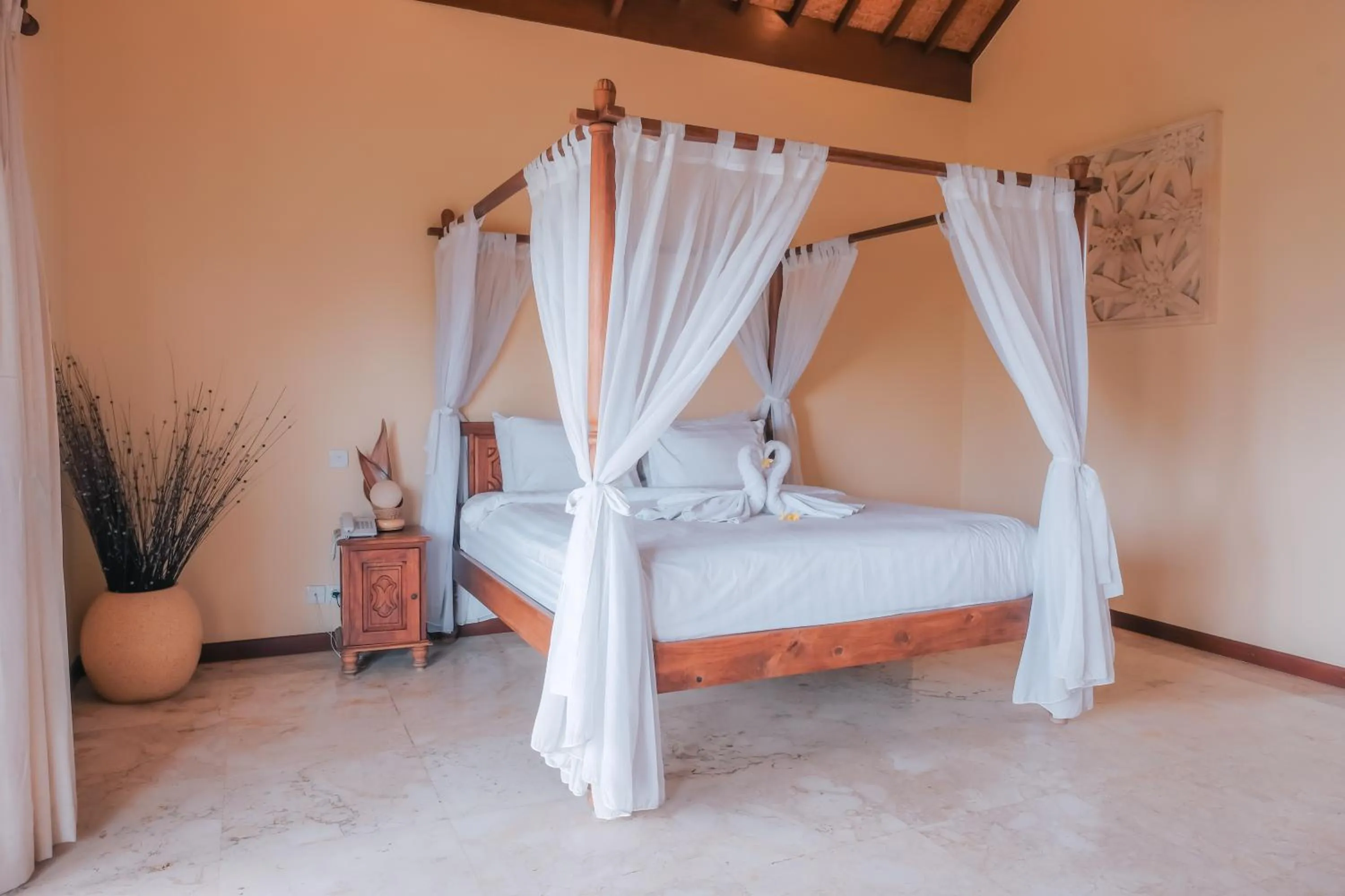 Bedroom, Bed in Bali Diamond Estates & Villas