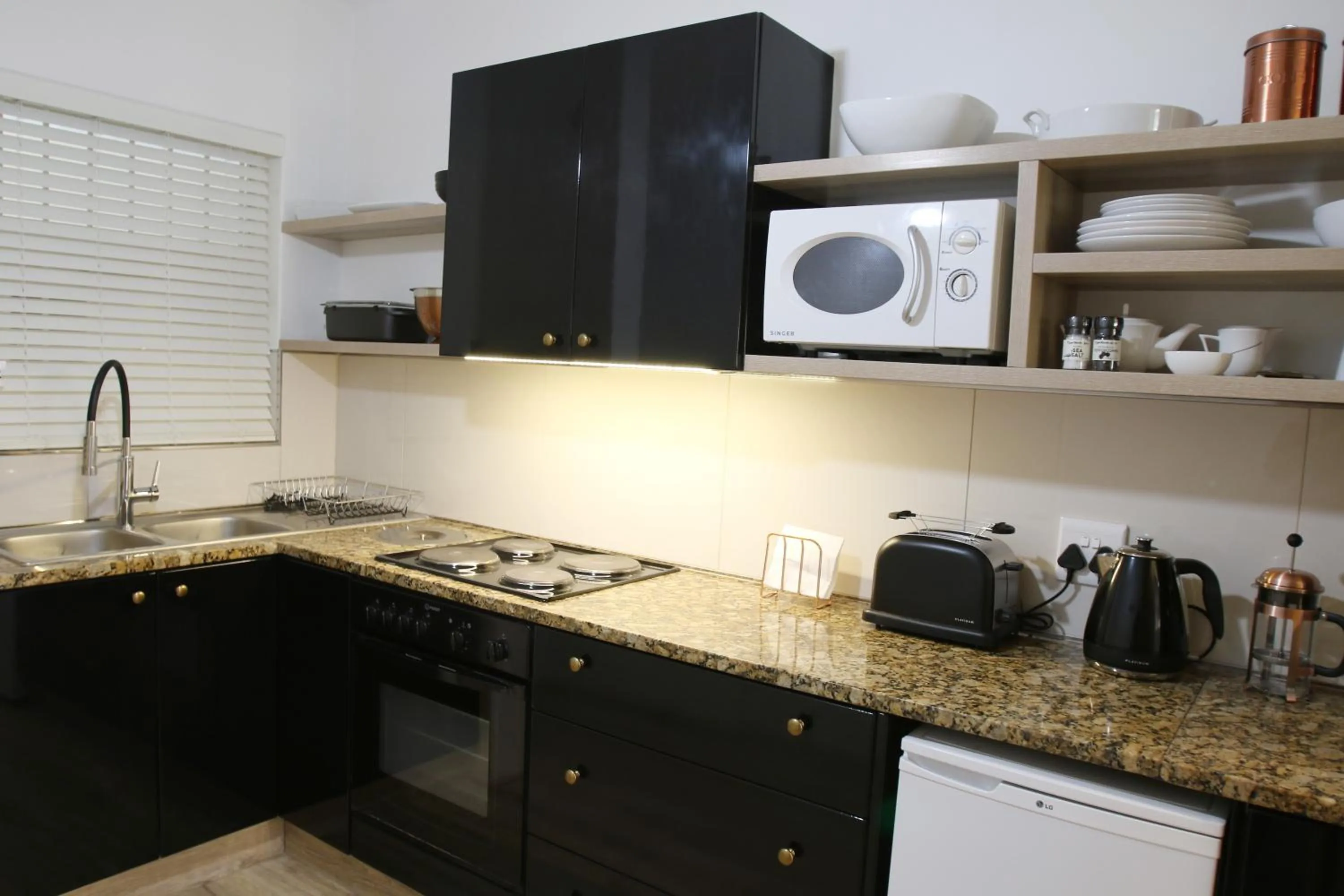 Coffee/tea facilities in 205 New Cumberland