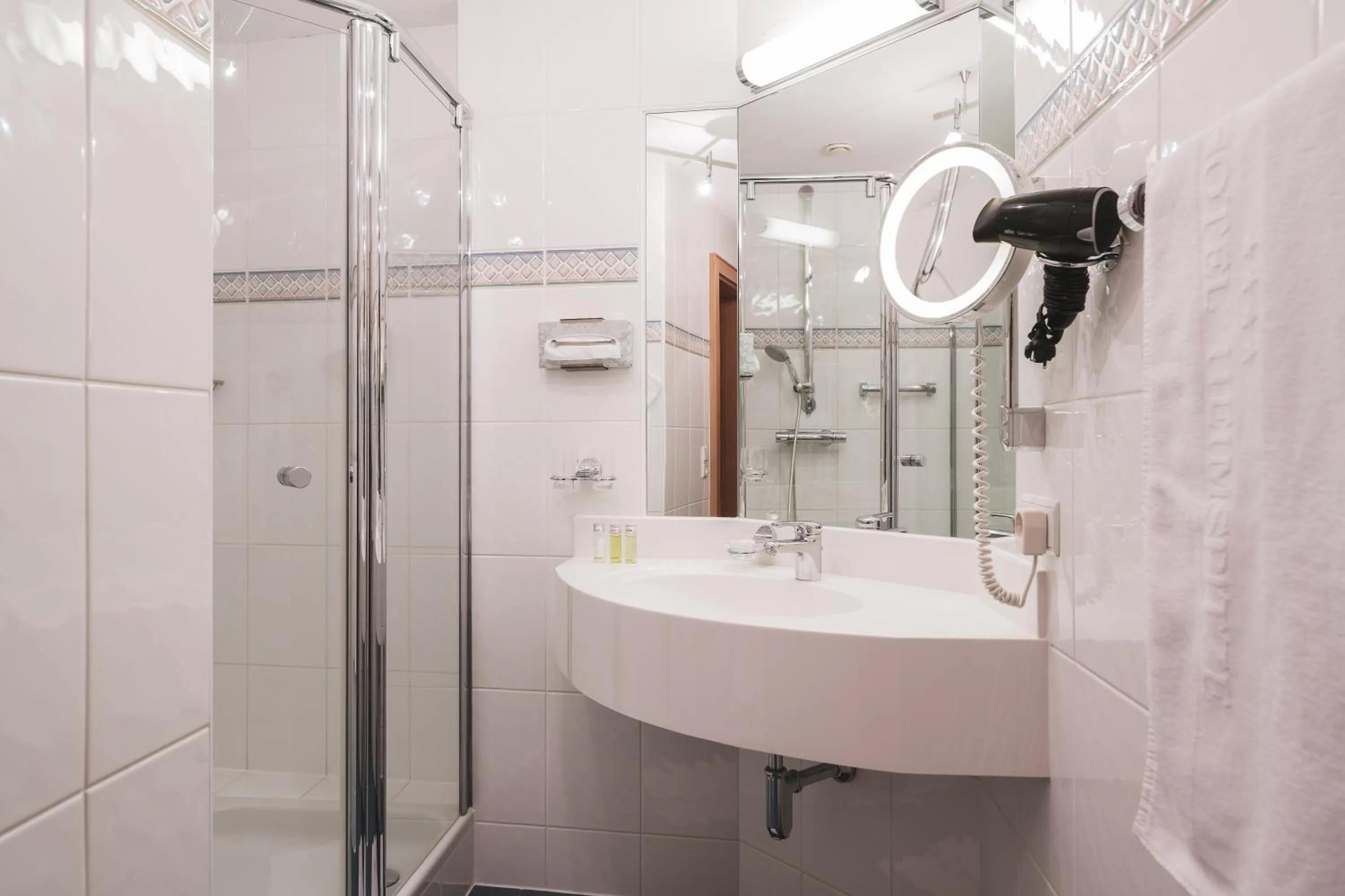 Bathroom in Heimspitze - Alpenhotel & Wirtshaus