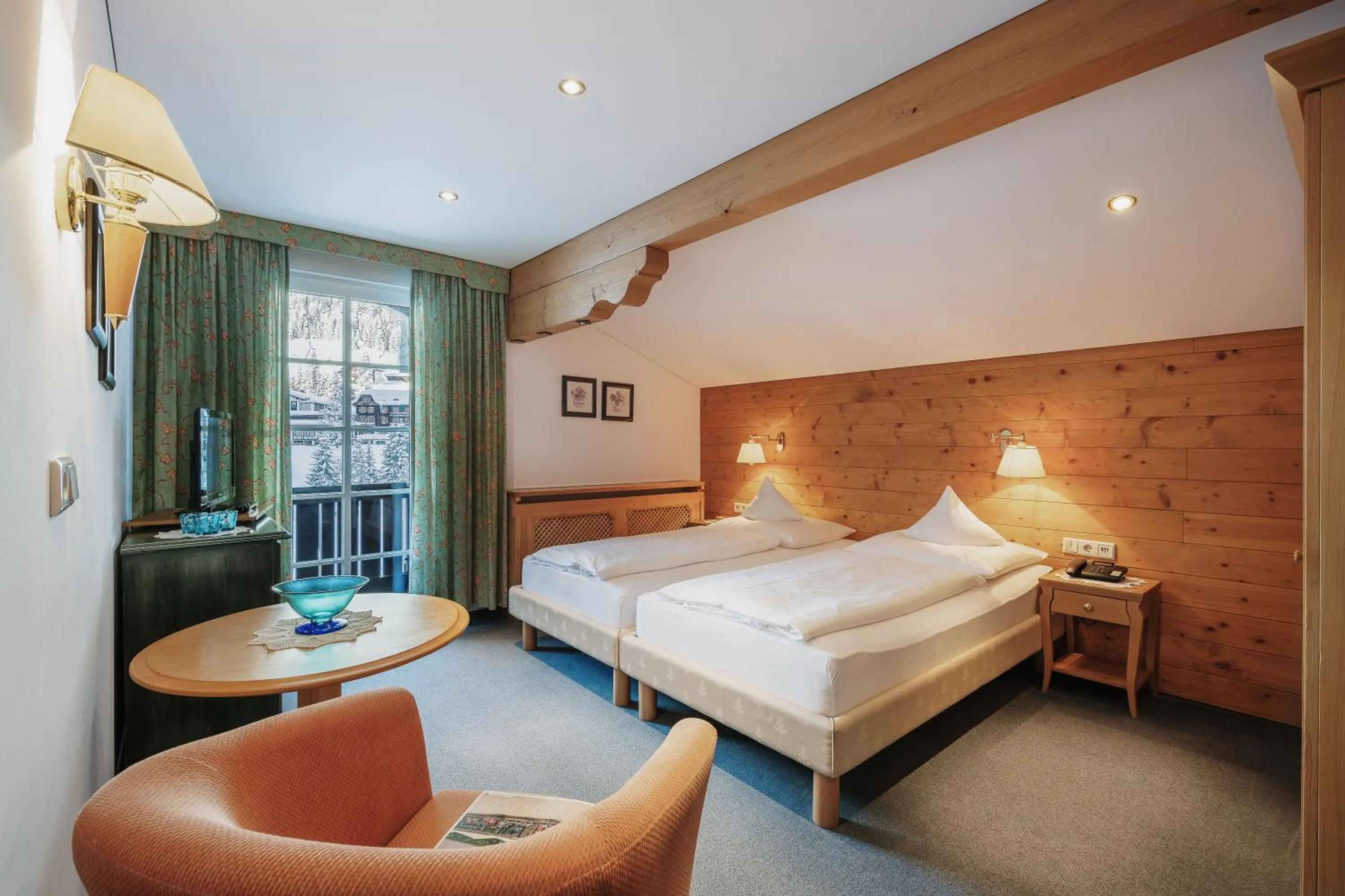 Photo of the whole room, Bed in Heimspitze - Alpenhotel & Wirtshaus