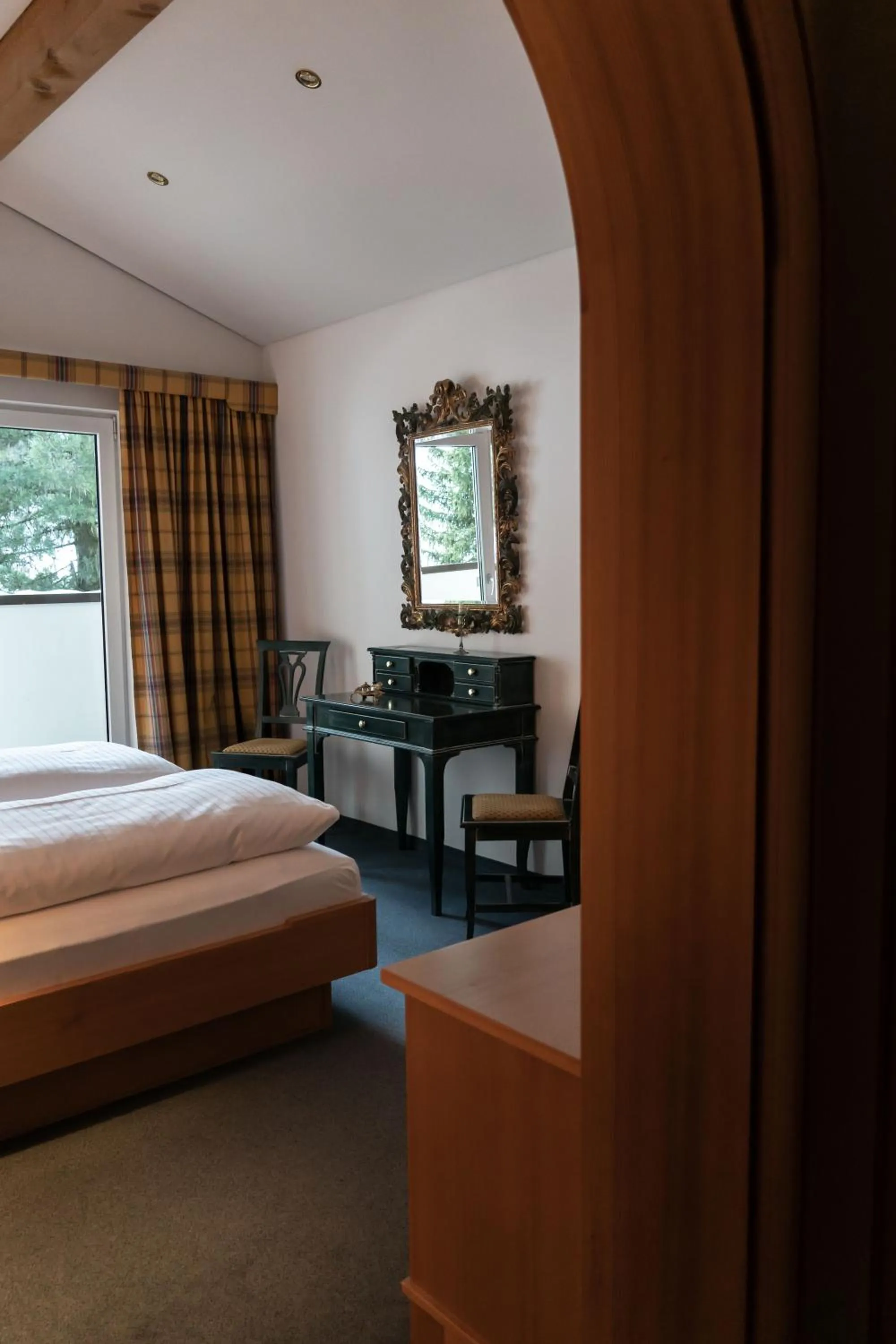 Decorative detail, Bed in Heimspitze - Alpenhotel & Wirtshaus