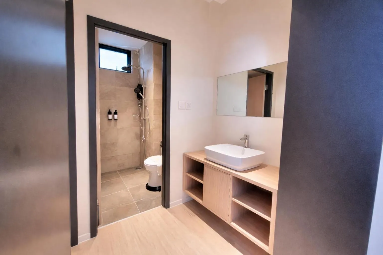 Bathroom in Roxy Hotel & Apartments