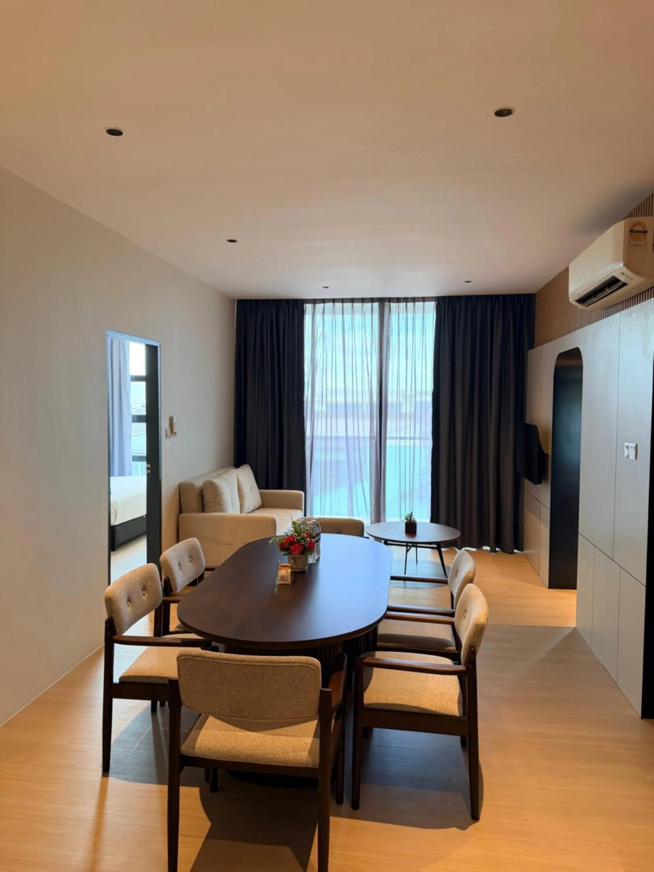 TV and multimedia in Roxy Hotel & Apartments