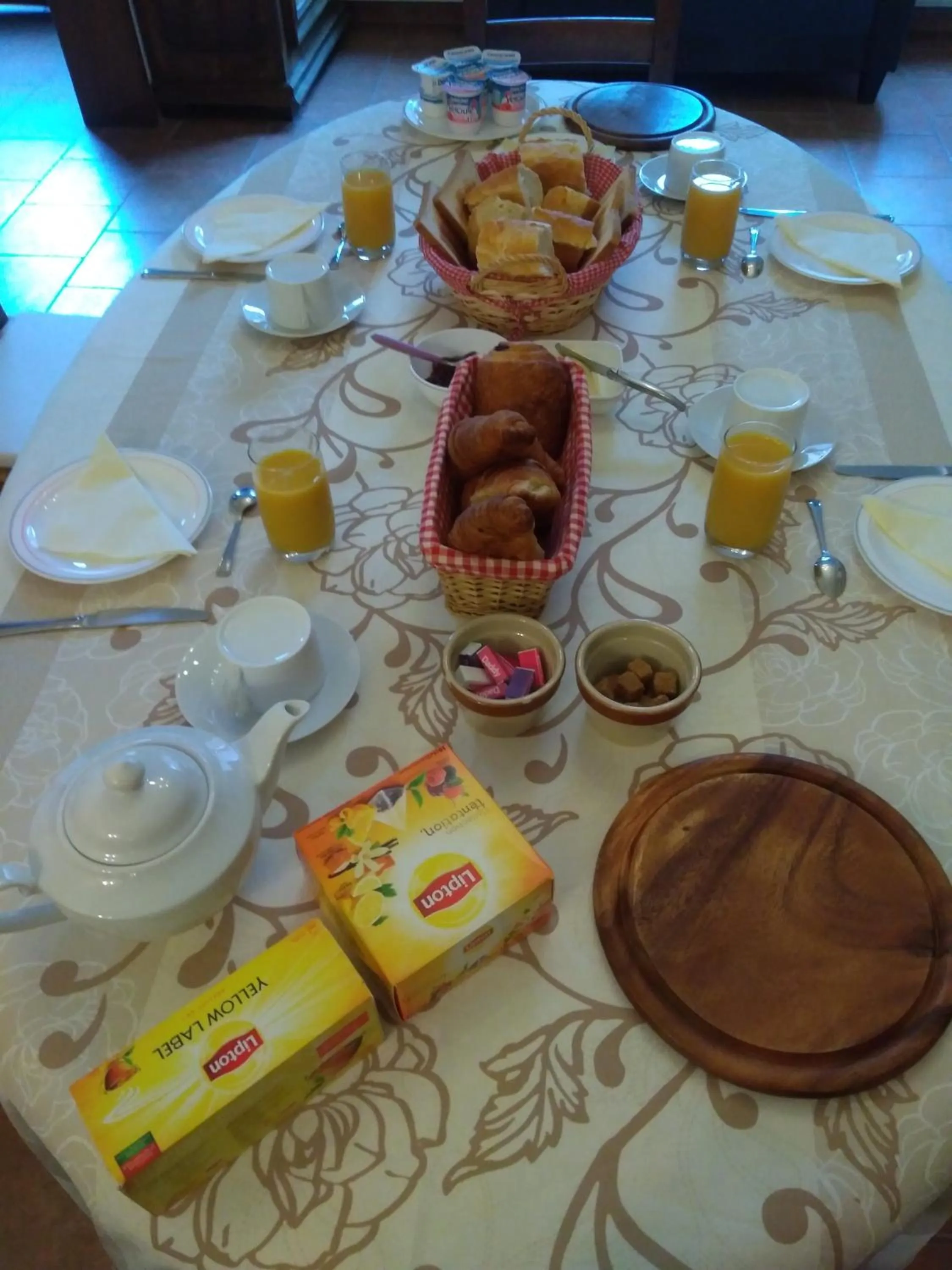 Food and drinks in Le moulin de Cohem