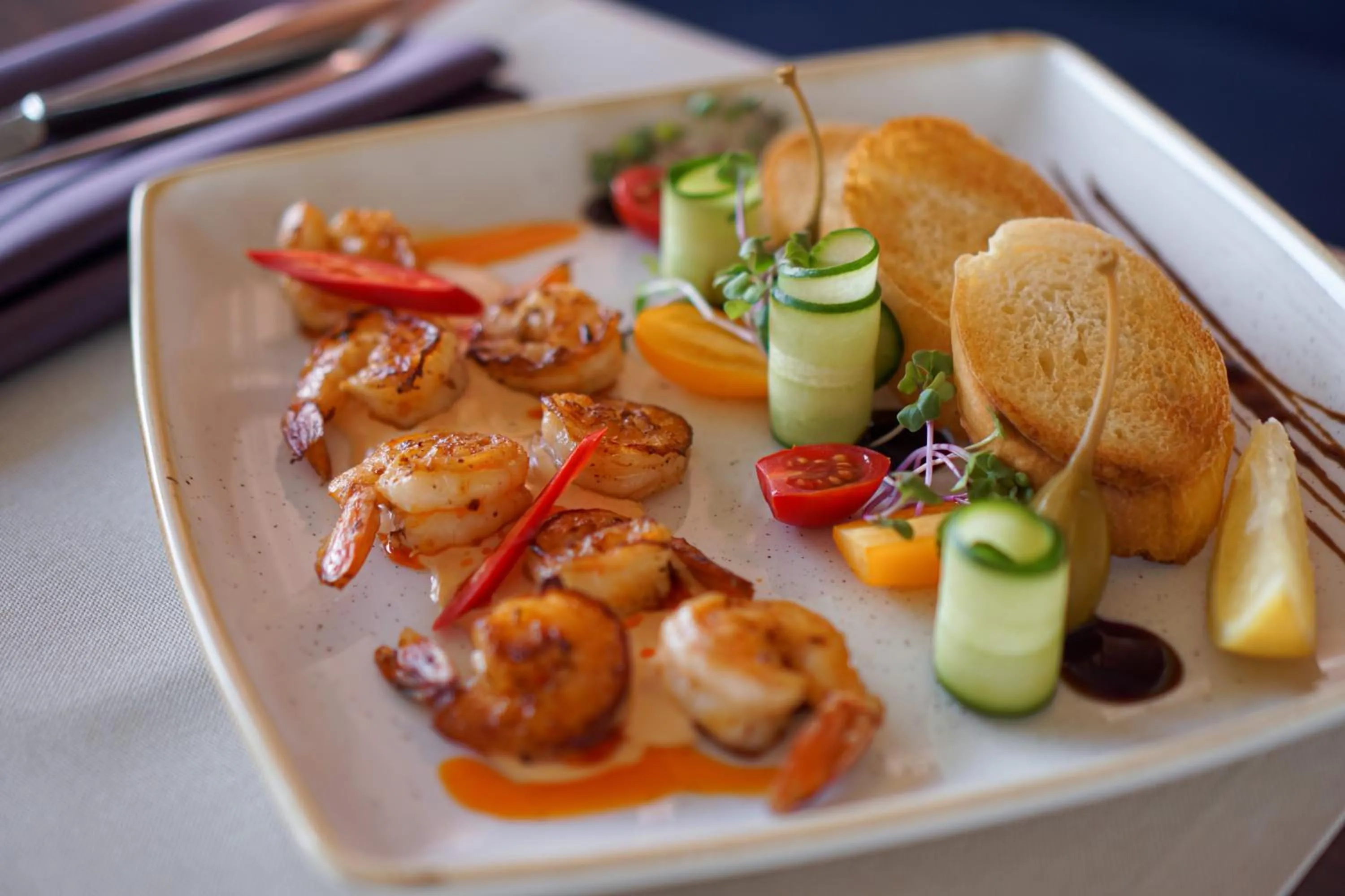 Restaurant/places to eat in Taurus City Hotel