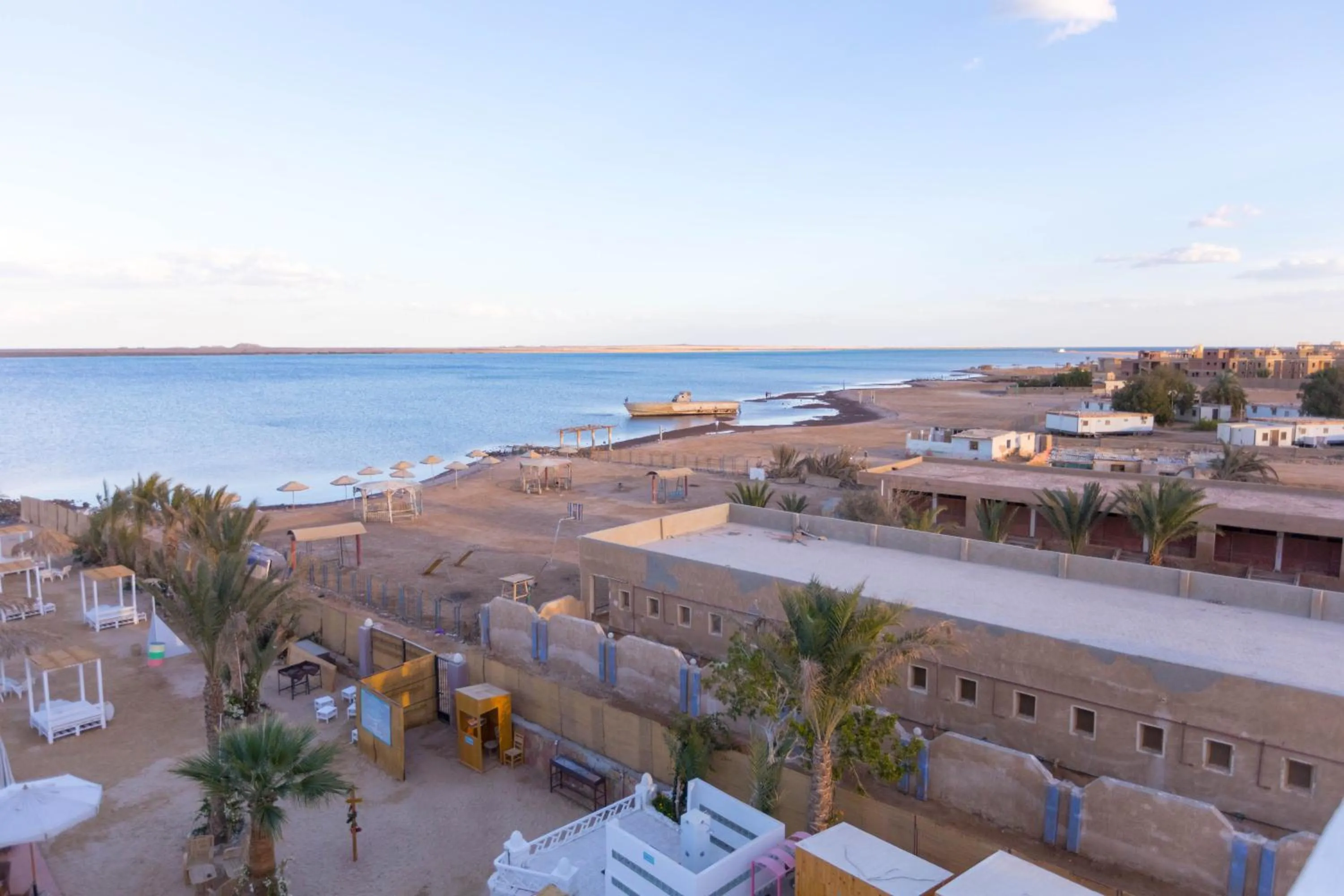 Lagoonie Lodge & Beach