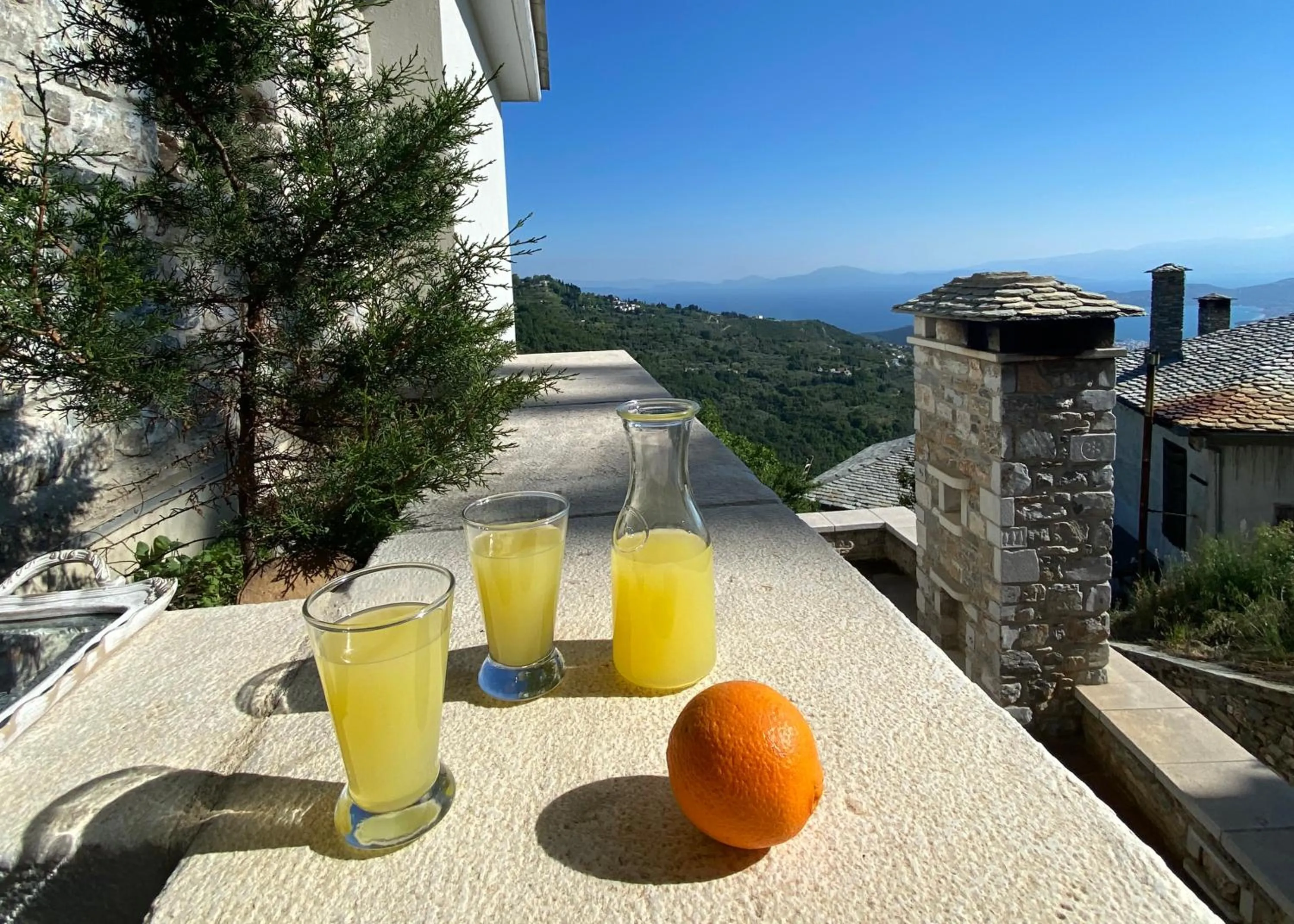 Breakfast in Archontika Karamarlis