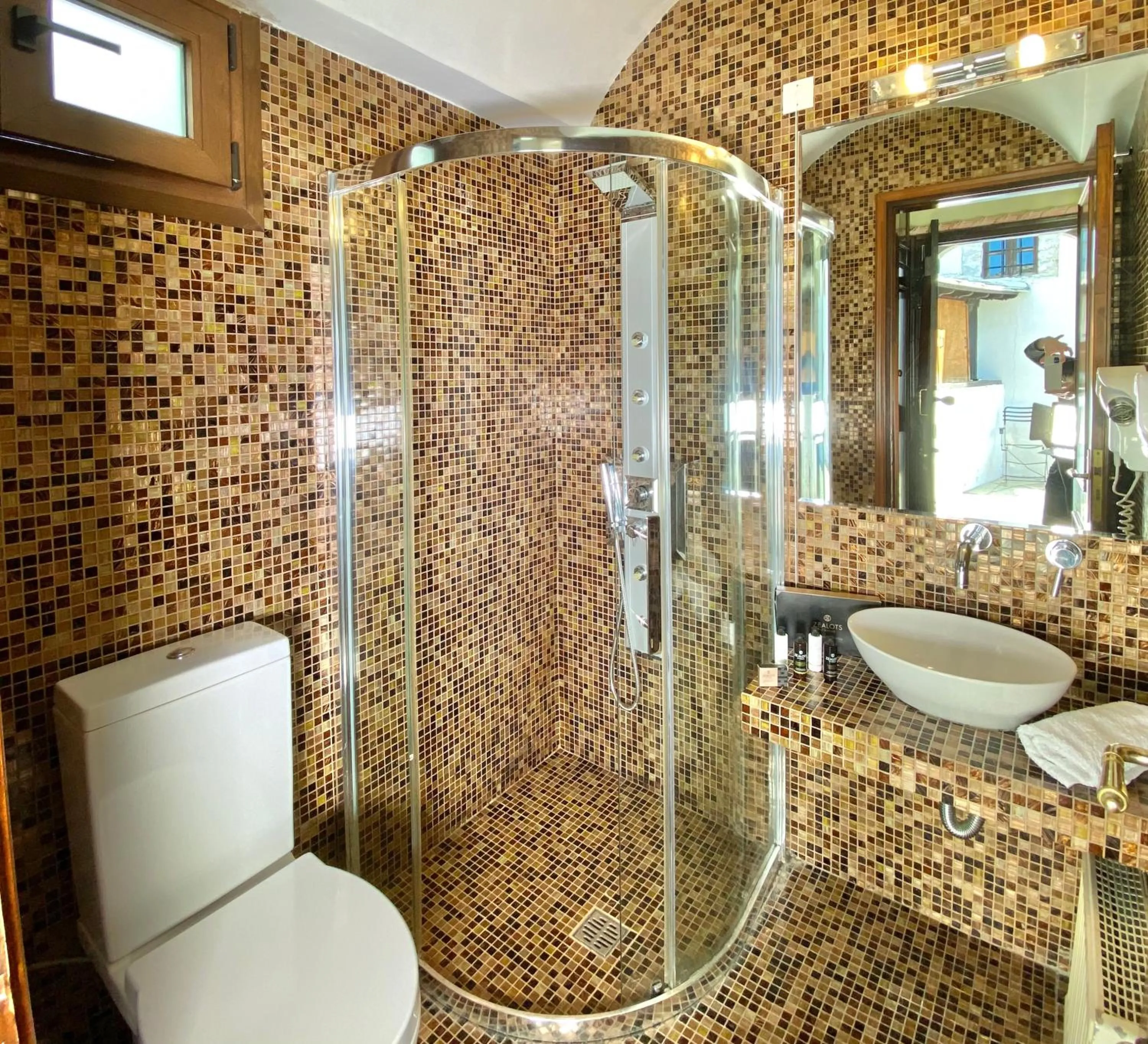 Archontika Karamarlis