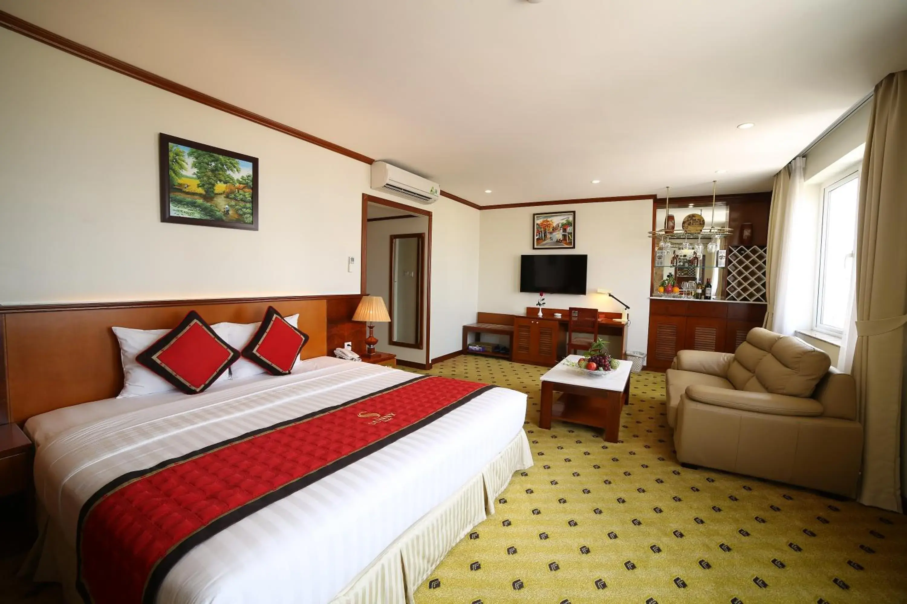 Sunny Suite in Sunny Hotel 1 Sunny Suite in Sunny Hotel 1