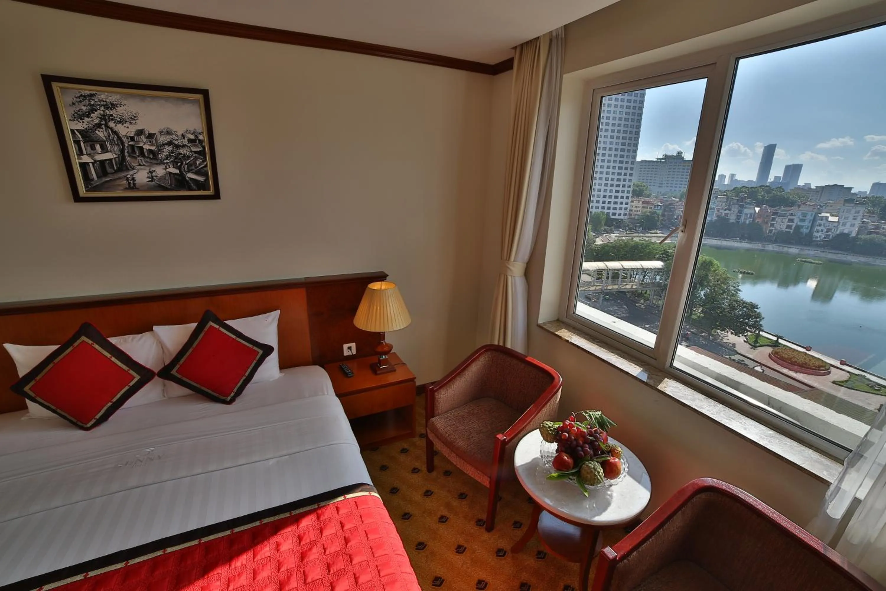 Bedroom, Bed in Sunny Hotel 1