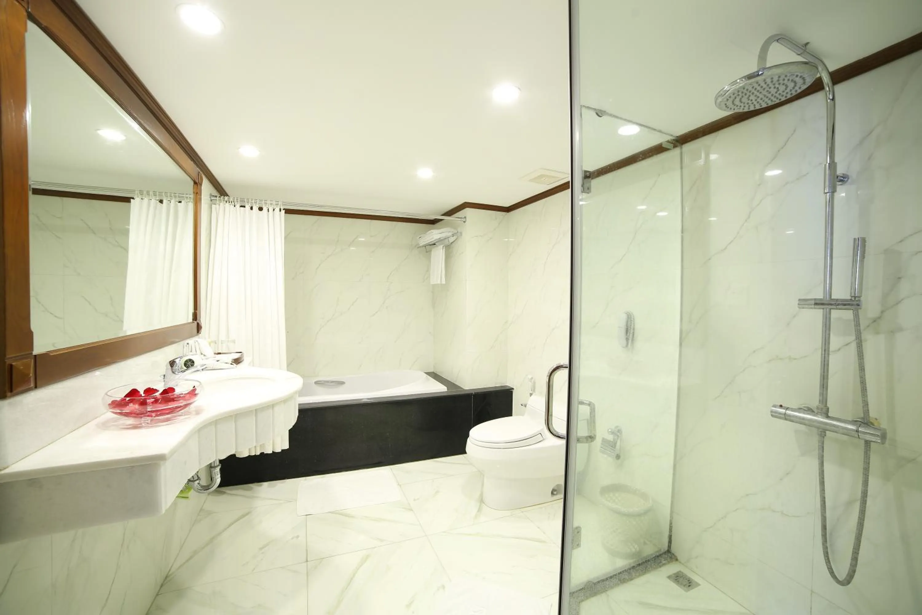 Bathroom in Sunny Hotel 1