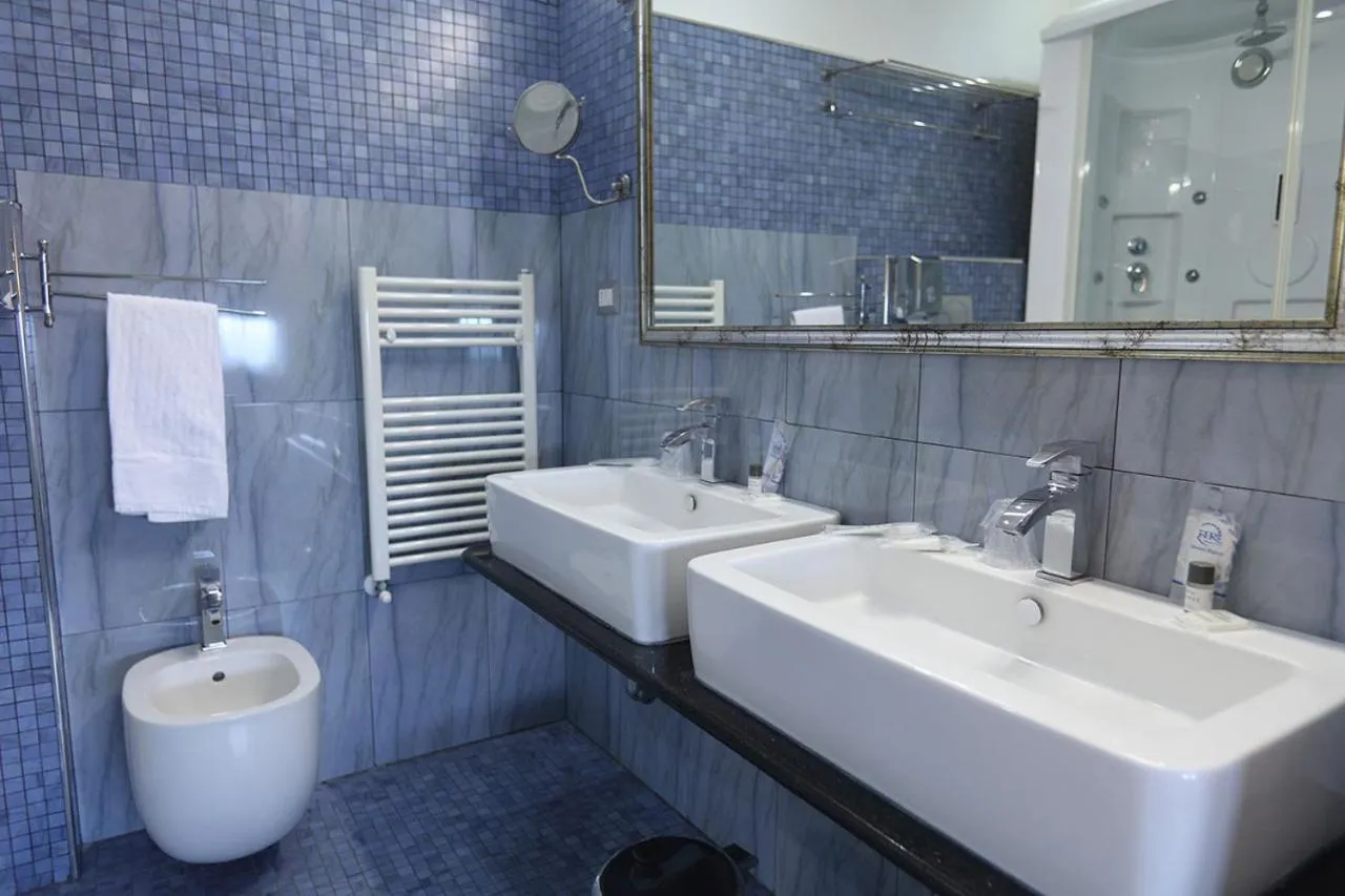 Bathroom in Hotel Relax Roma Nord