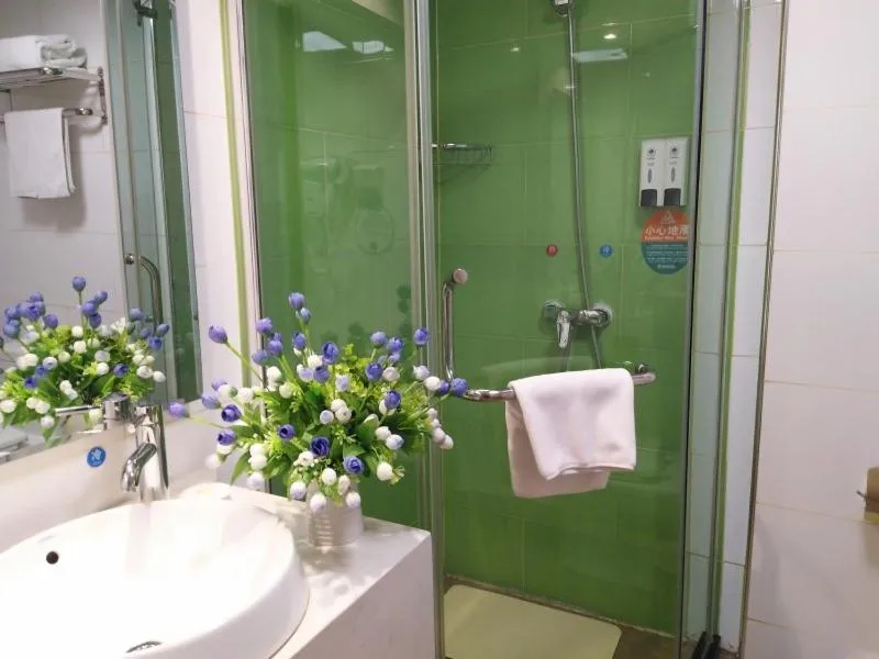 GreenTree Qinghai Hainan Tibetan autonomous prefecture Gonghe County Express Hotel