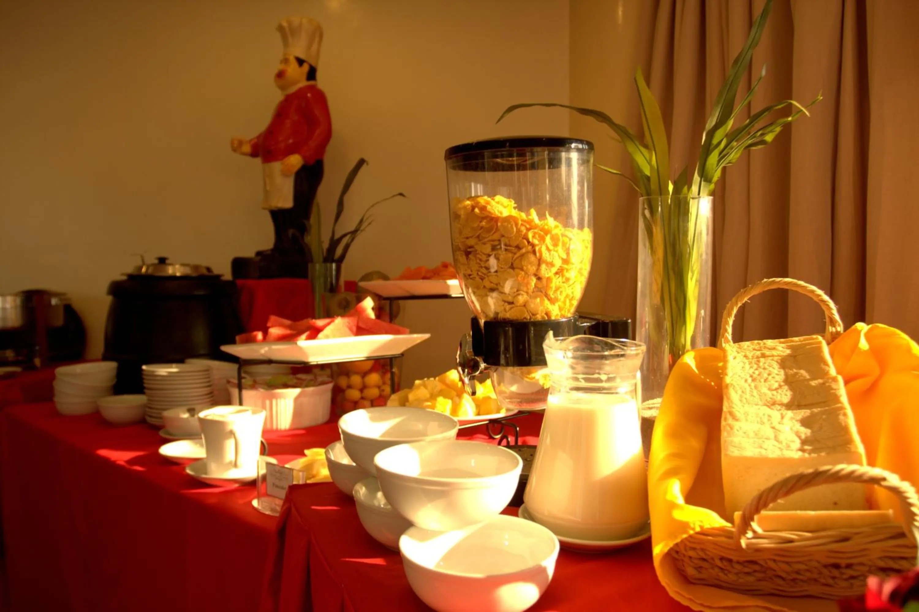 Food and drinks in Prince Plaza II Condotel