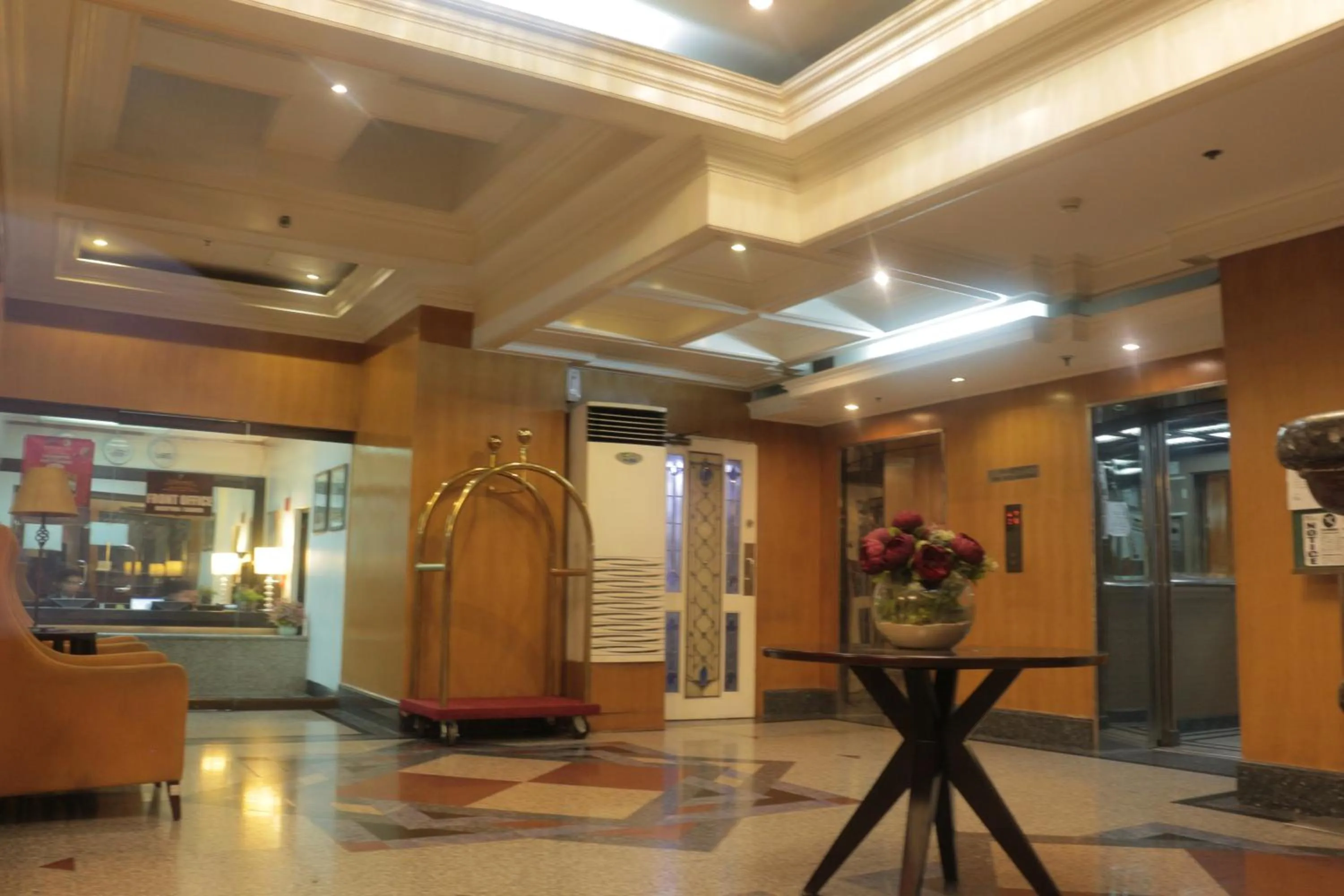 Lobby or reception in Prince Plaza II Condotel