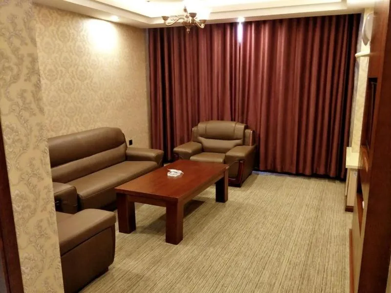 GreenTree Alliance Tacheng City Wenqin Road Zuoan Sunshine Hotel