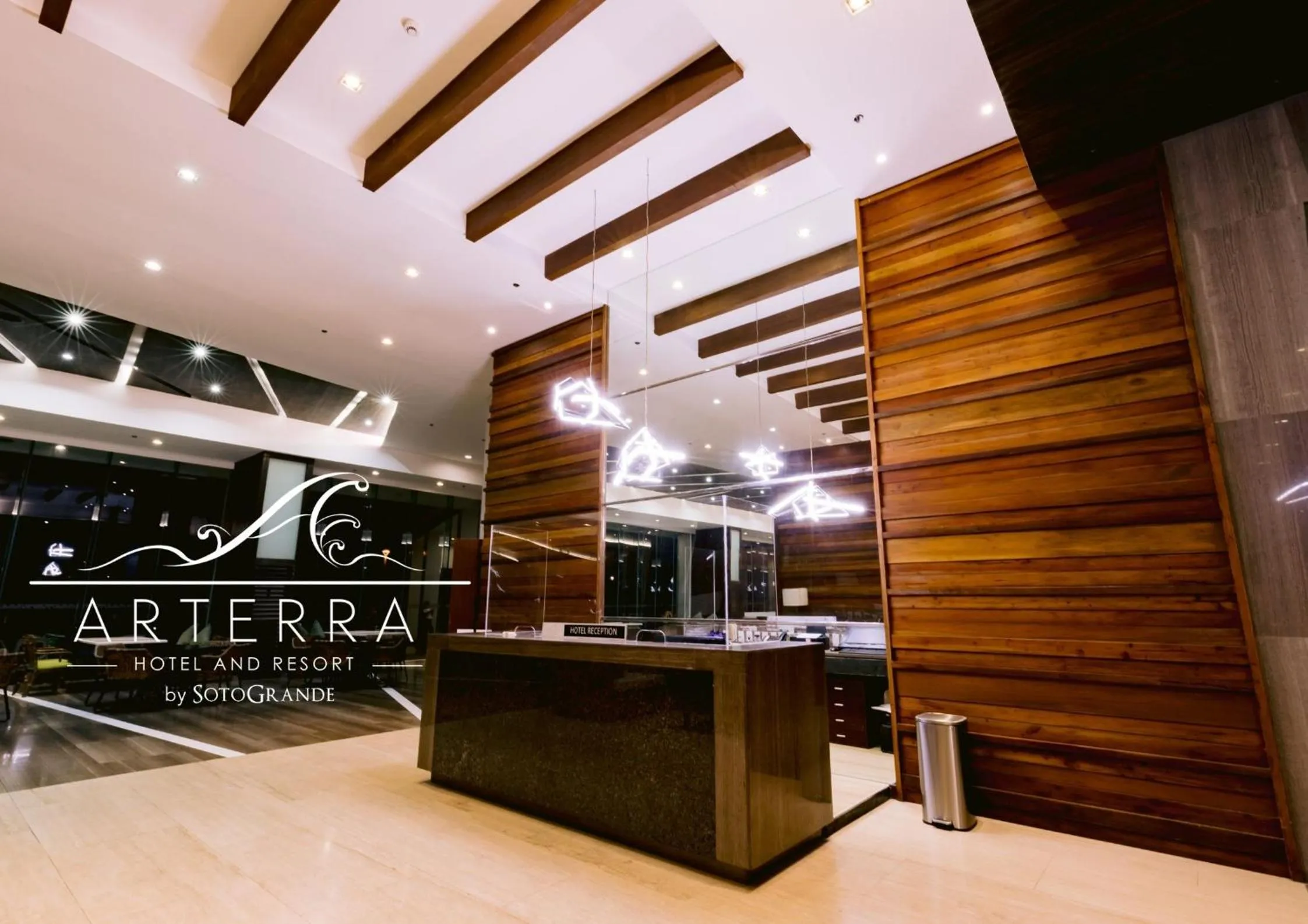 Lobby or reception in Arterra Hotel and Resort