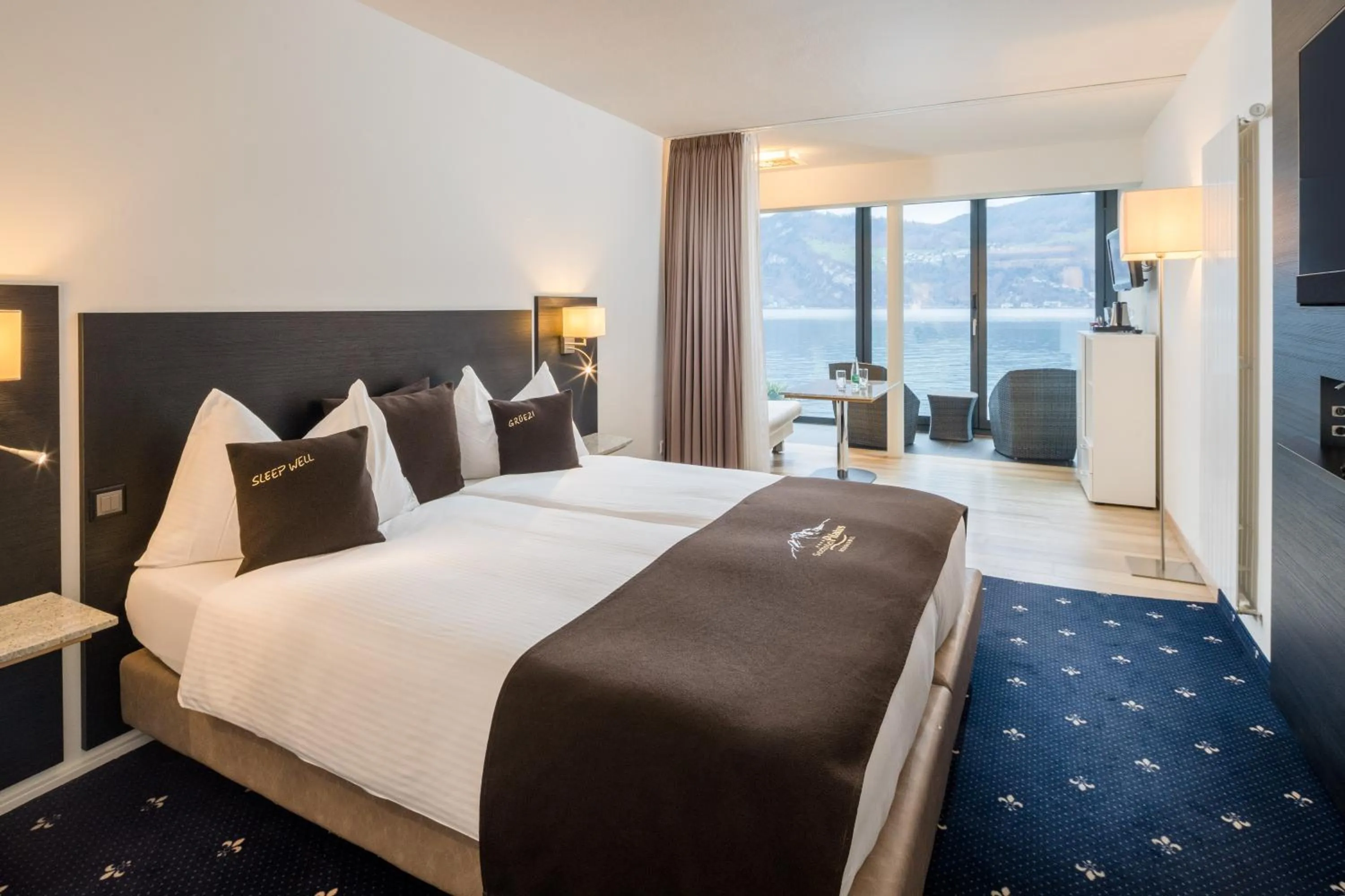 Bedroom, Bed in Seehotel Pilatus