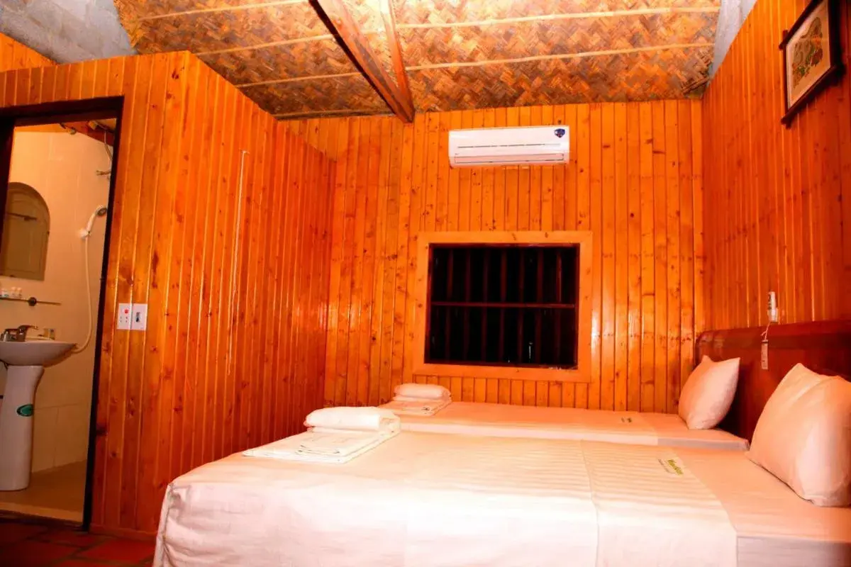Triple Room in Whisper Nature Bungalow & Resort Triple Room in Whisper Nature Bungalow & Resort