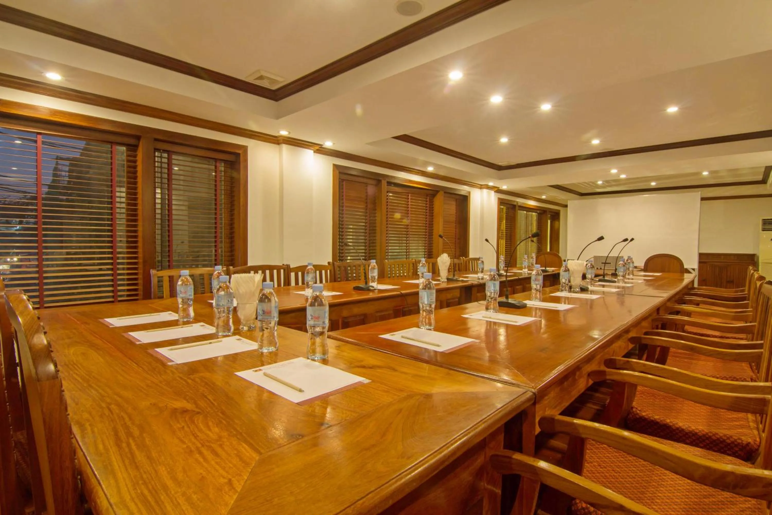 Meeting/conference room in Cheathata CTA Hotel Siem Reap