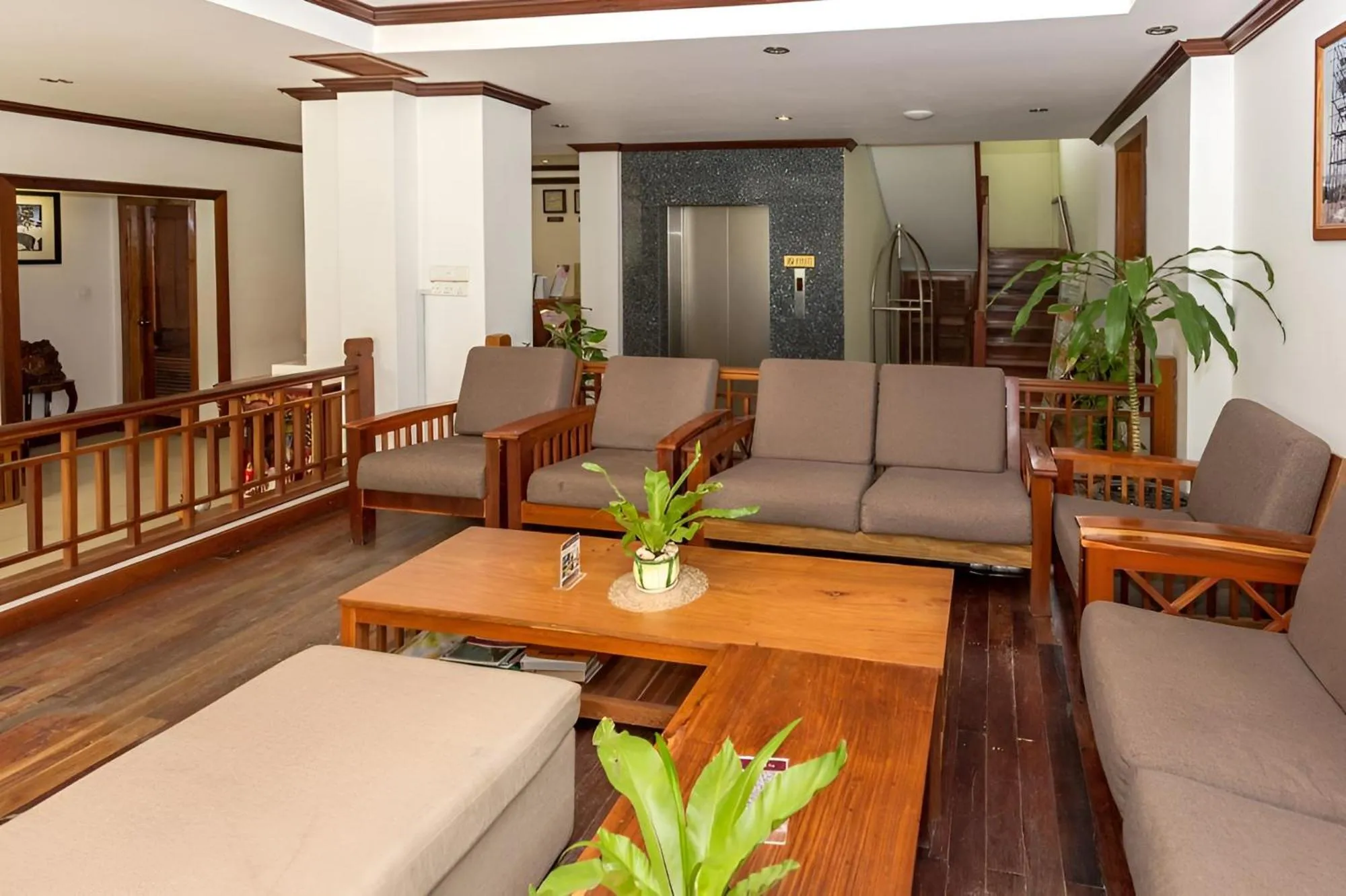 Lobby or reception in Cheathata CTA Hotel Siem Reap