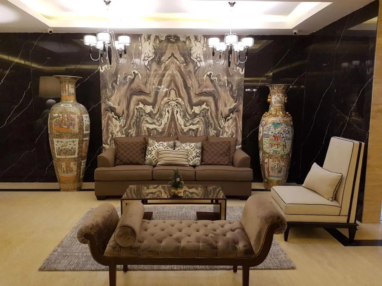 Property building in Royal Regantris Cendana