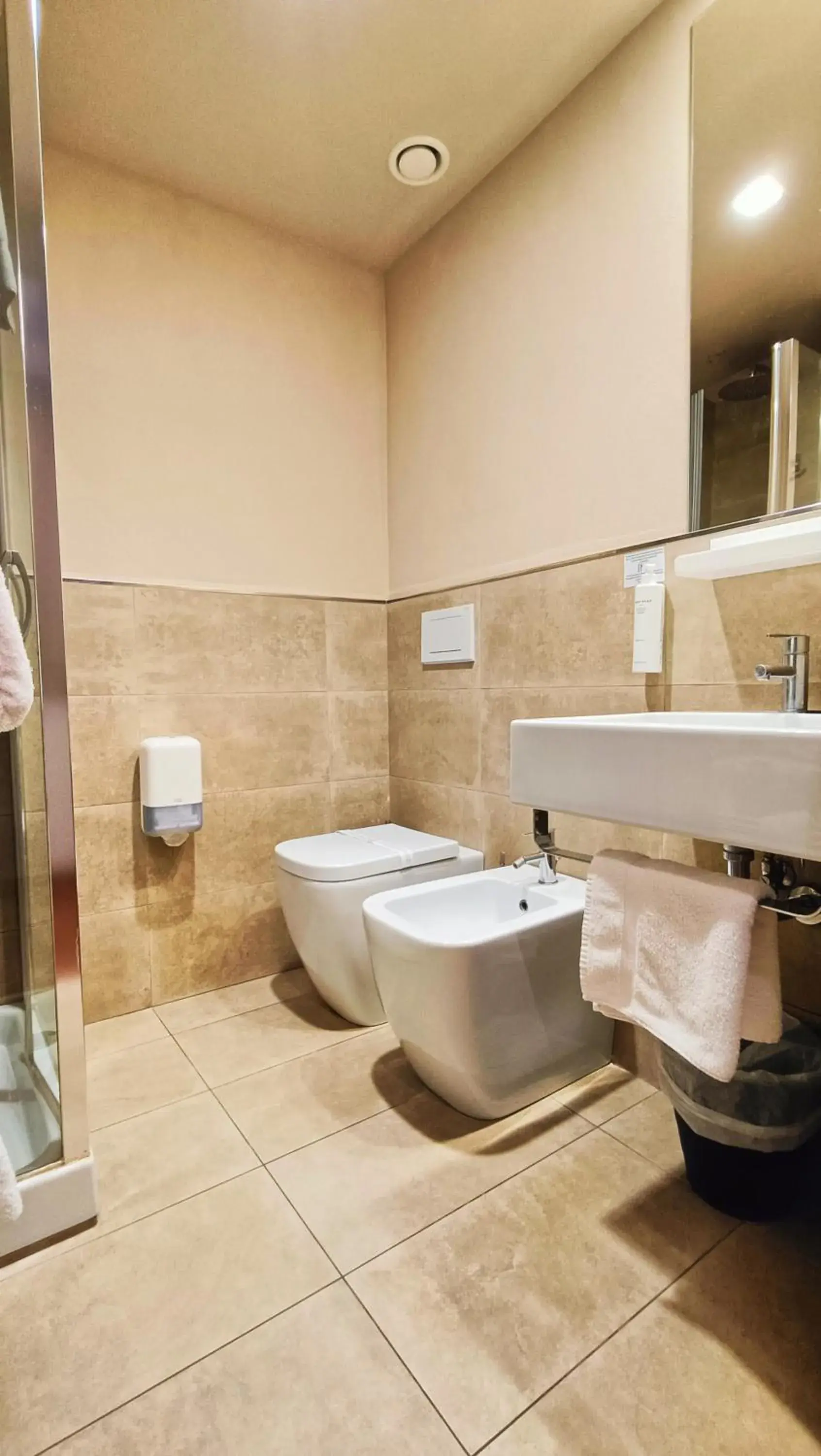 Standard Double Room in Hotel President Standard Double Room in Hotel President