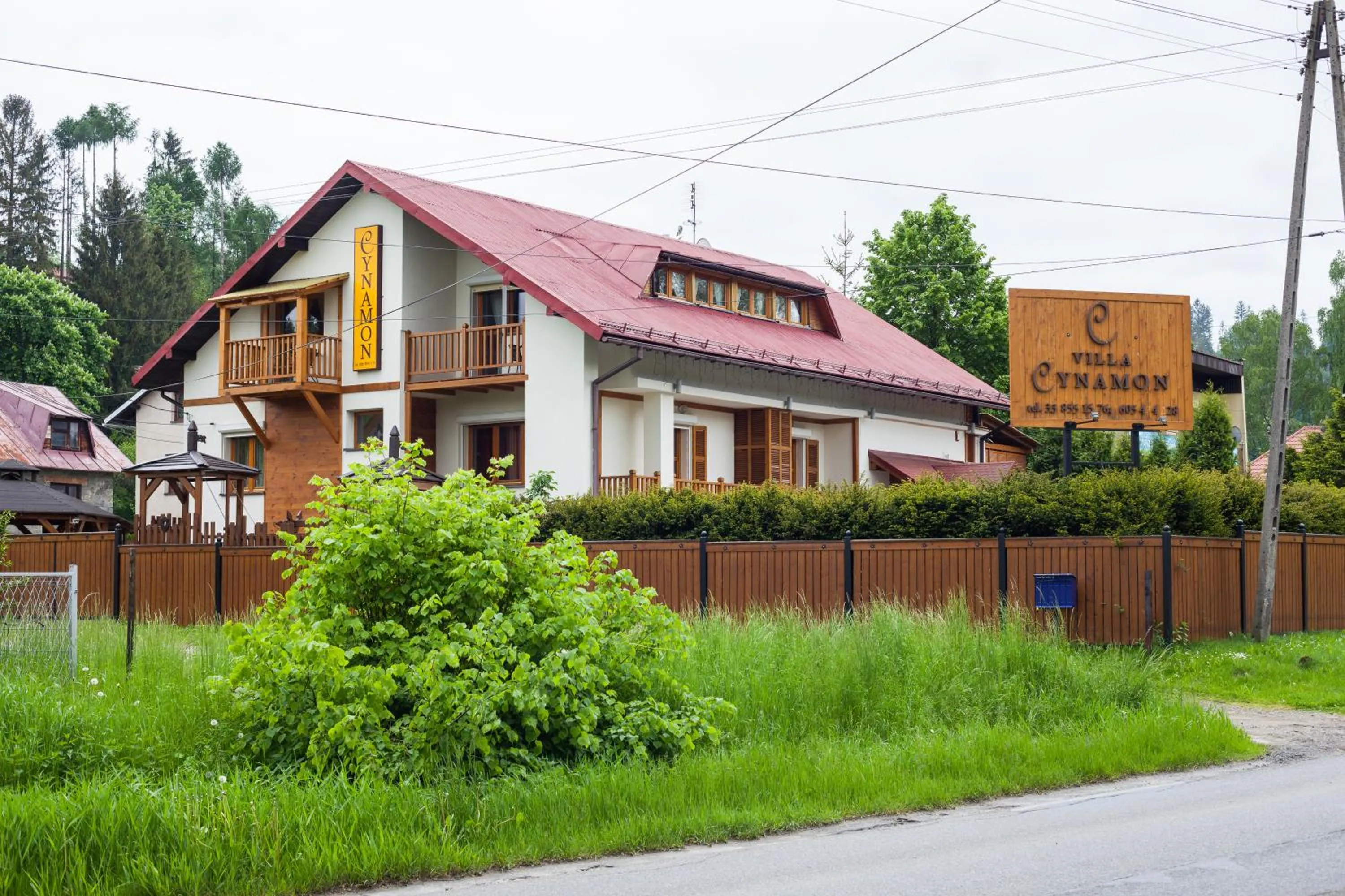 Property building in Villa Cynamon Jacuzzi & Sauna