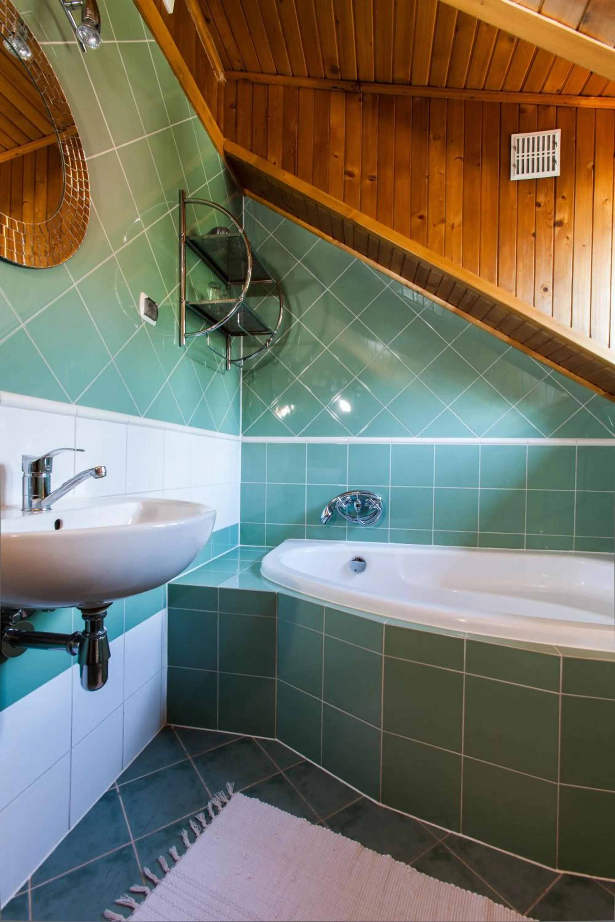 Bathroom in Villa Cynamon Jacuzzi & Sauna