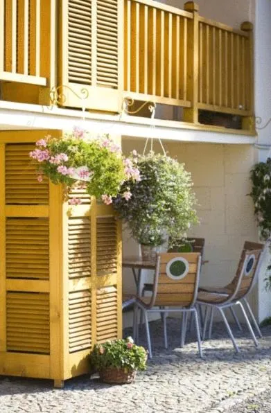 Facade/entrance in Villa Cynamon Jacuzzi & Sauna