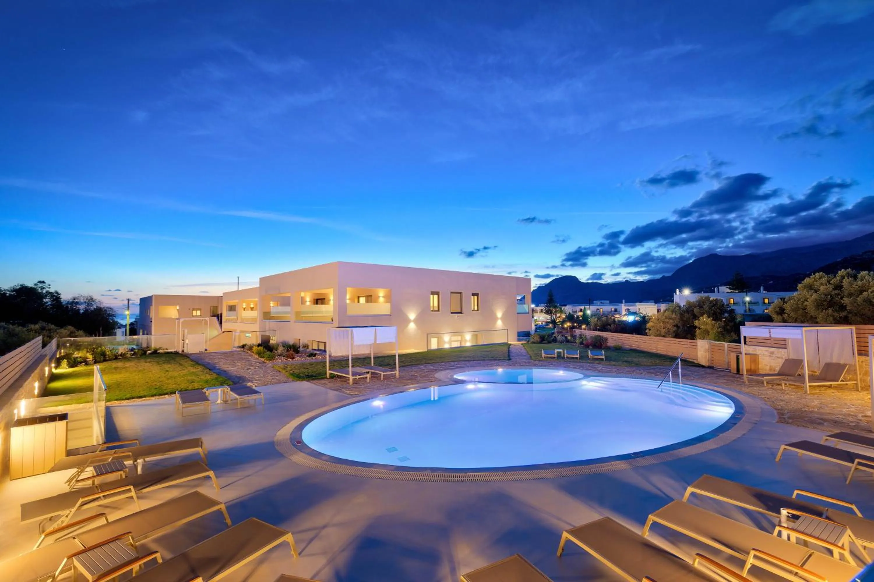 Swimming pool in Belvedere Luxury Apartments & Spa