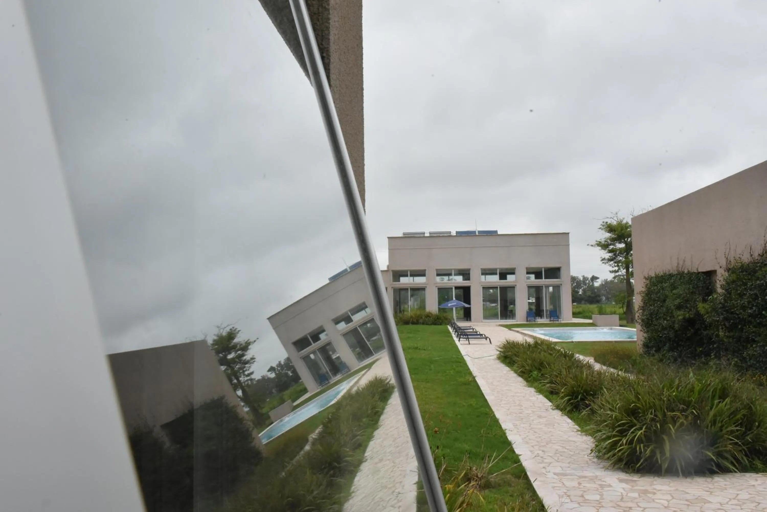 Property building in Howard Johnson San Francisco